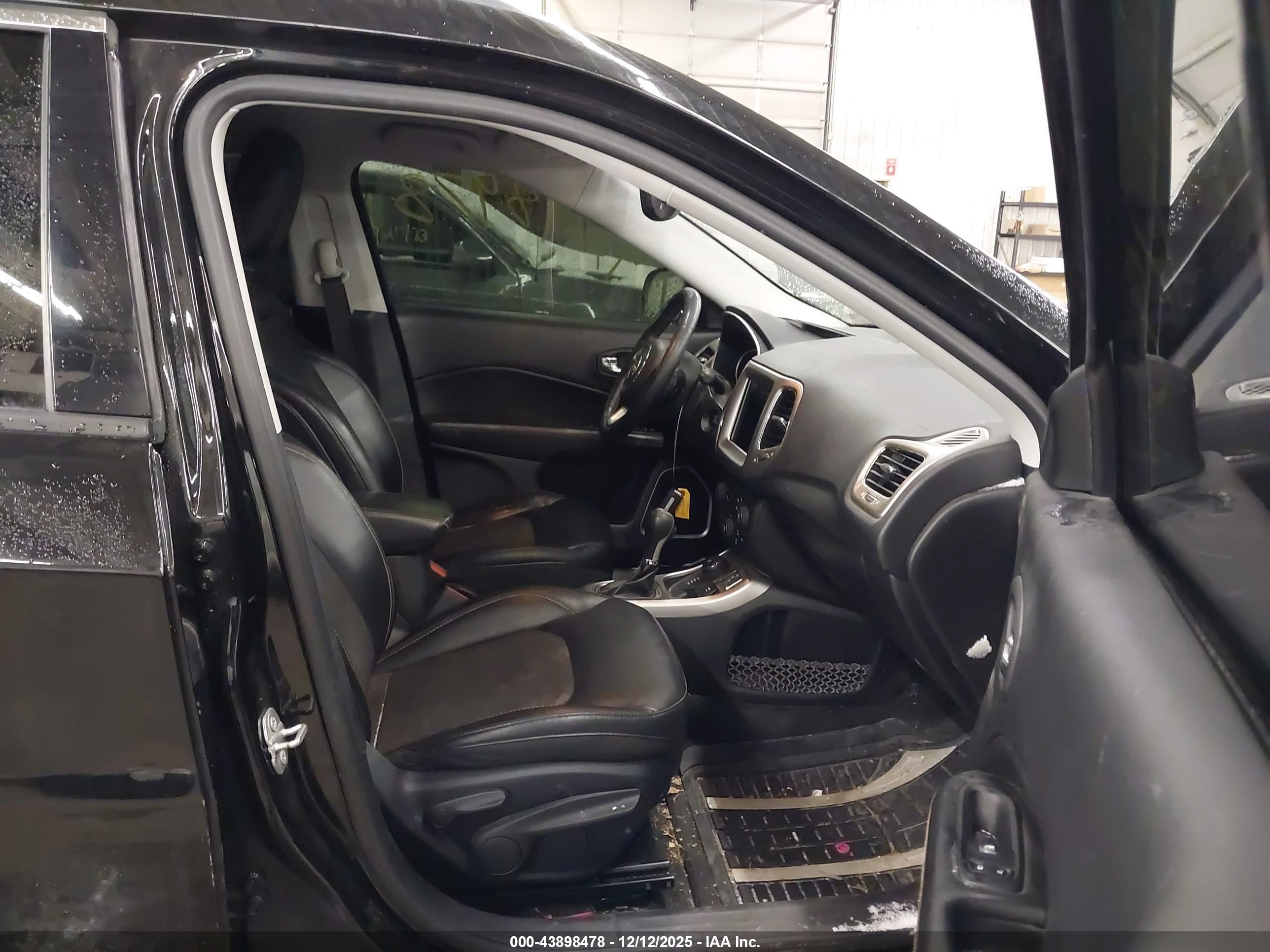JEEP COMPASS image 5
