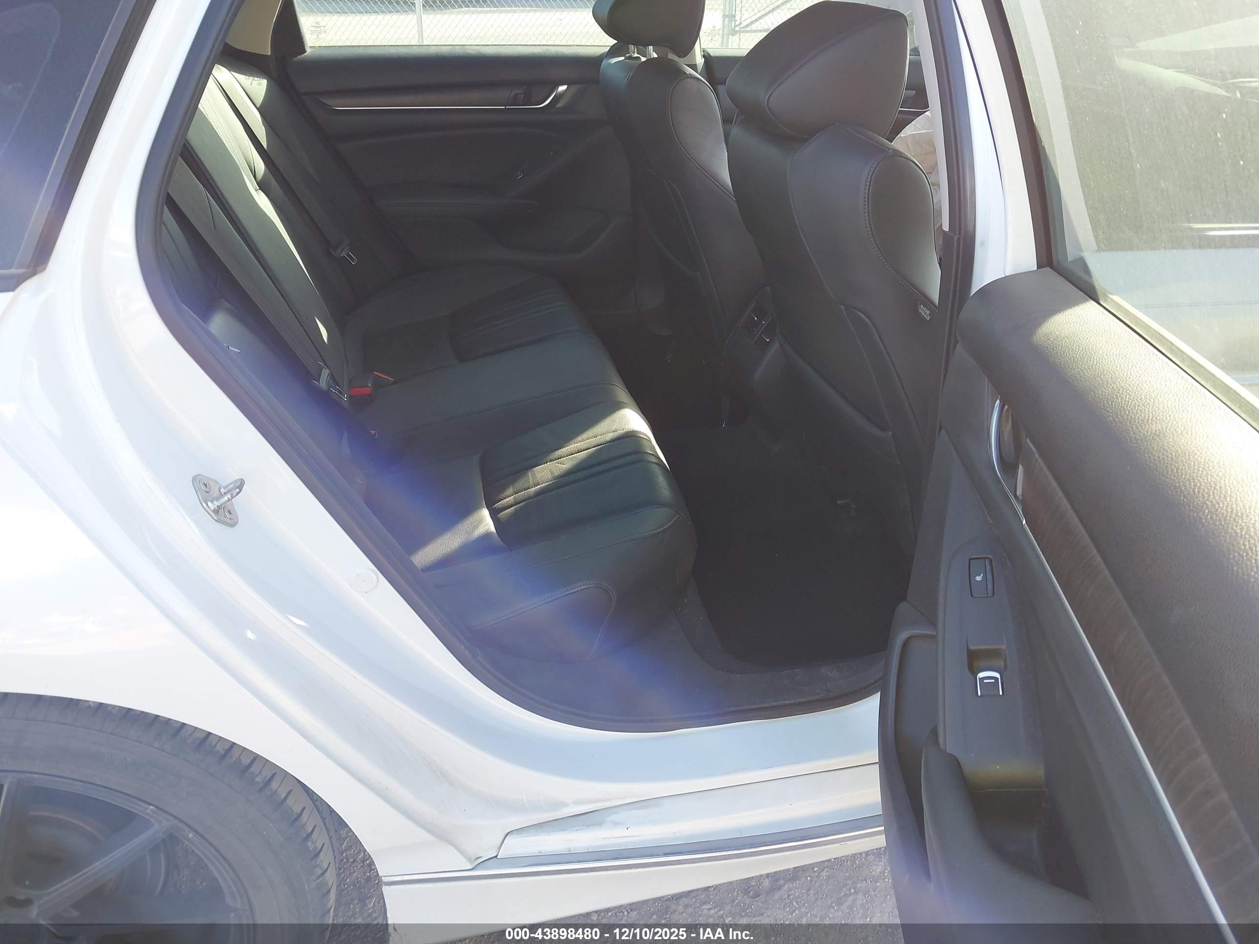 HONDA ACCORD image 8