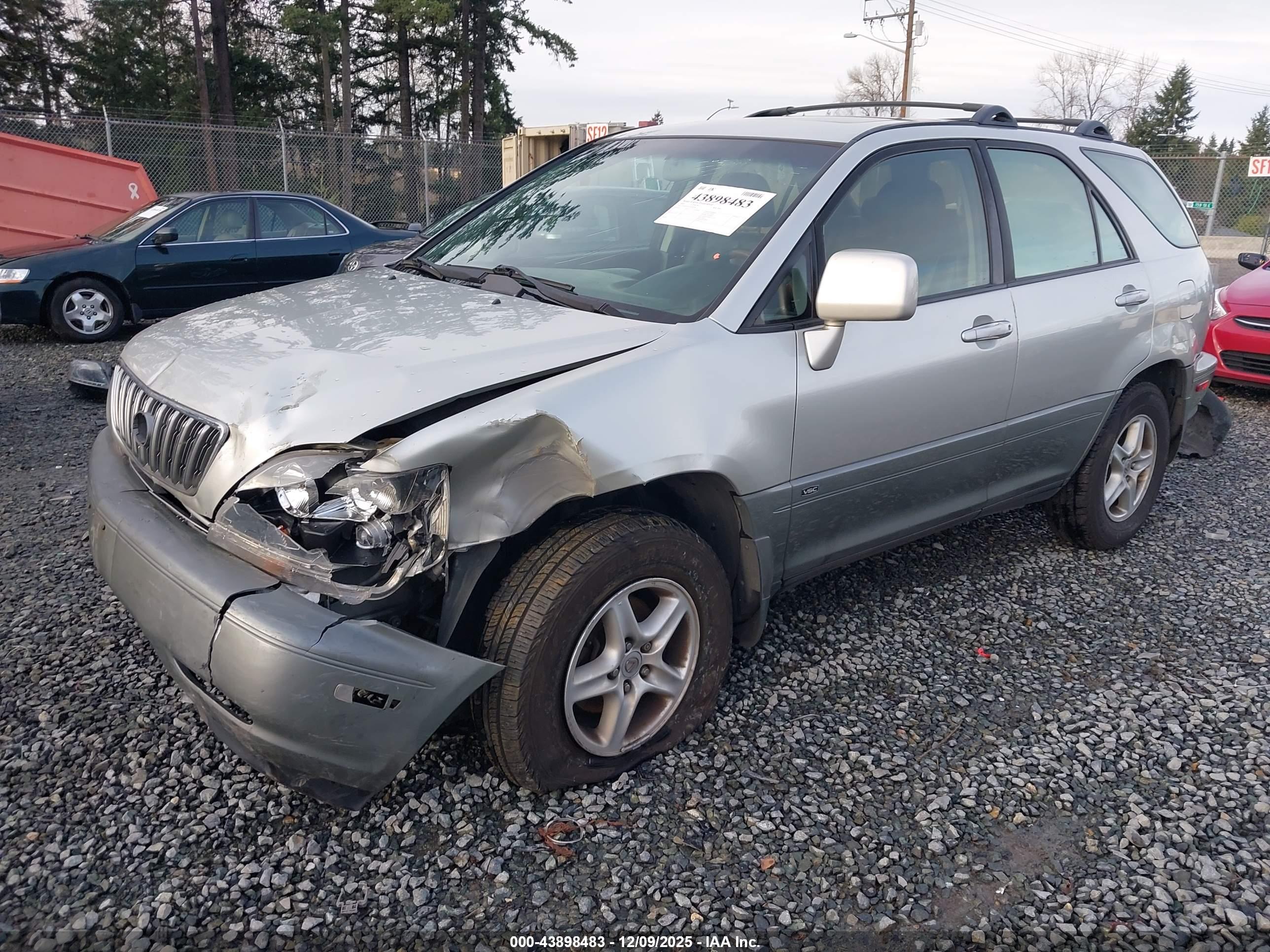 LEXUS RX image 2