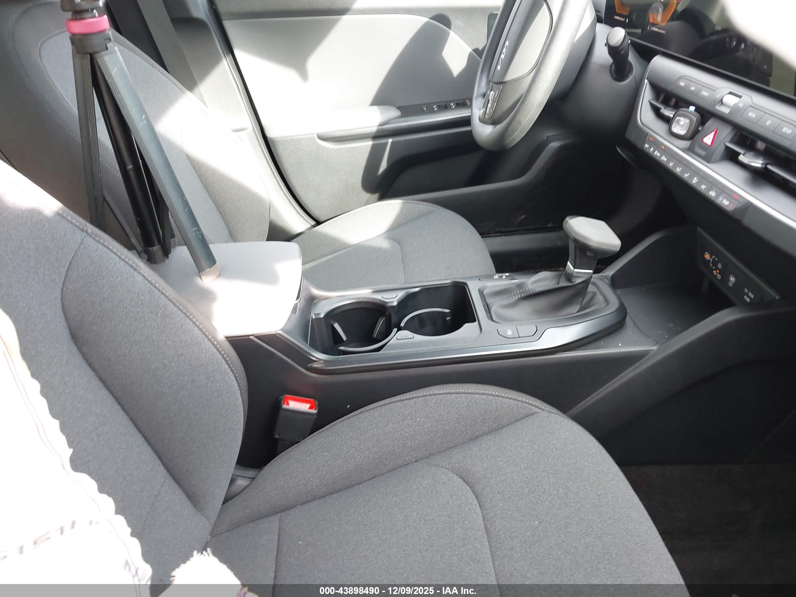 KIA K4 image 5