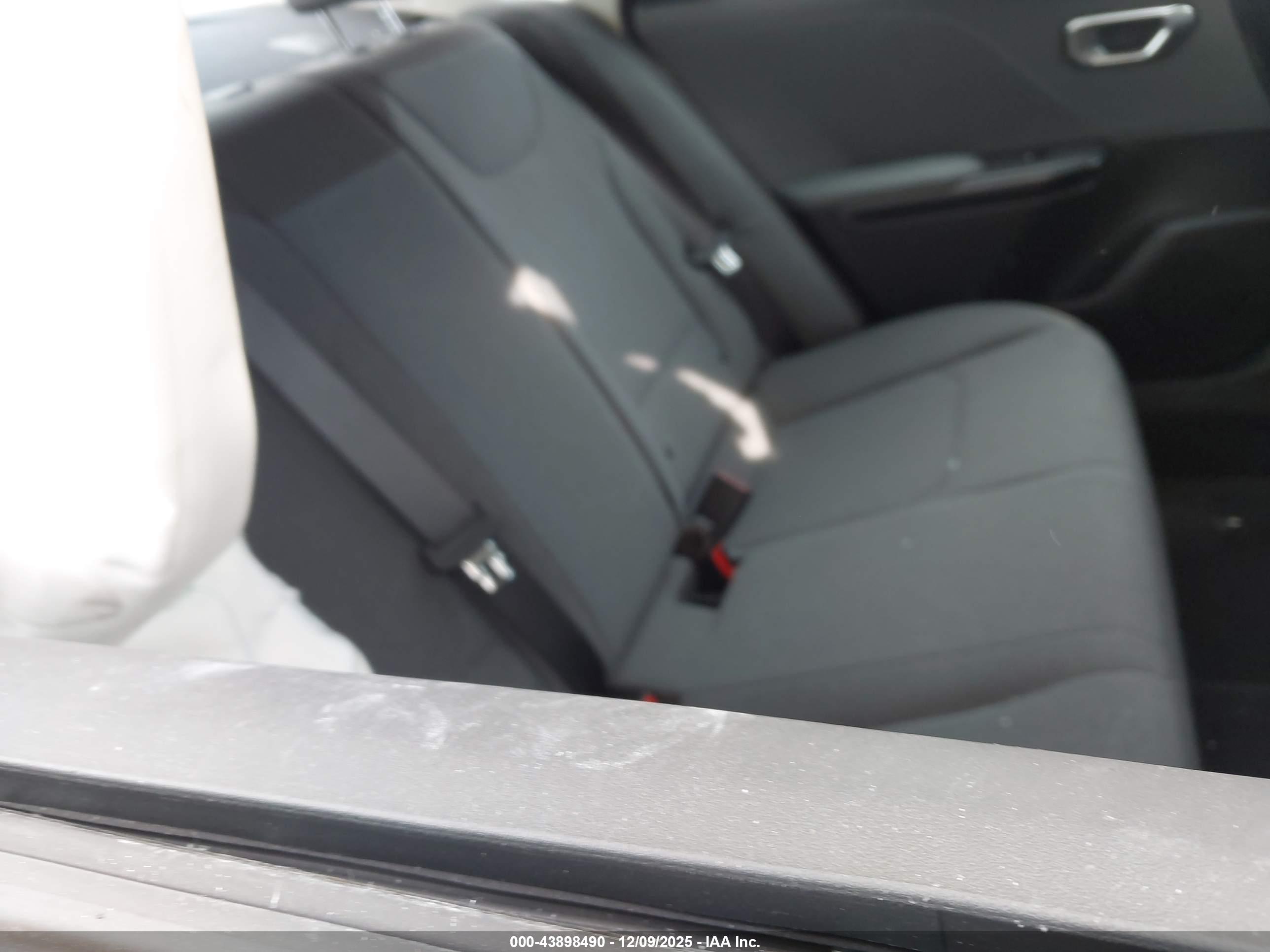 KIA K4 image 8