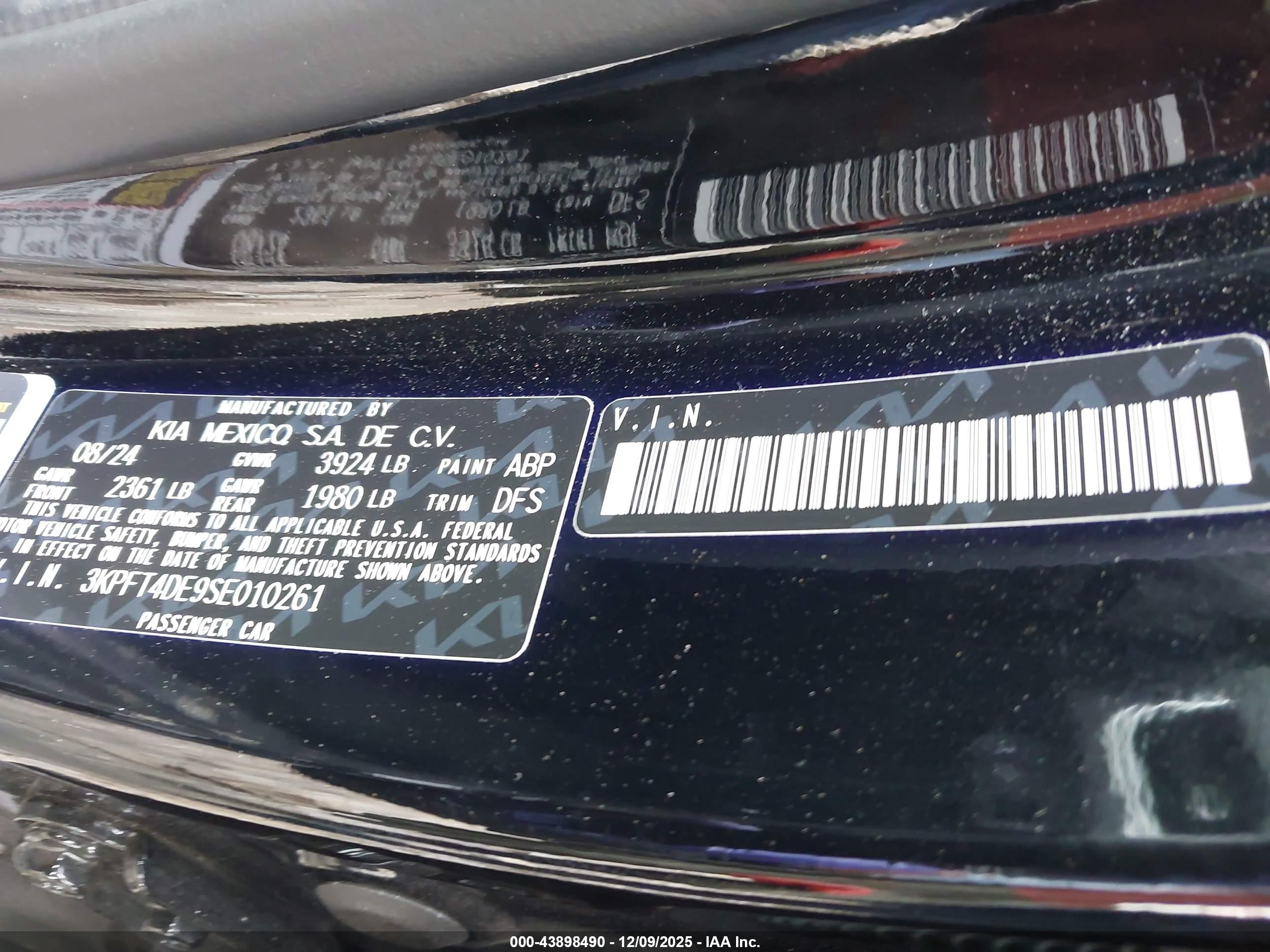 KIA K4 image 9