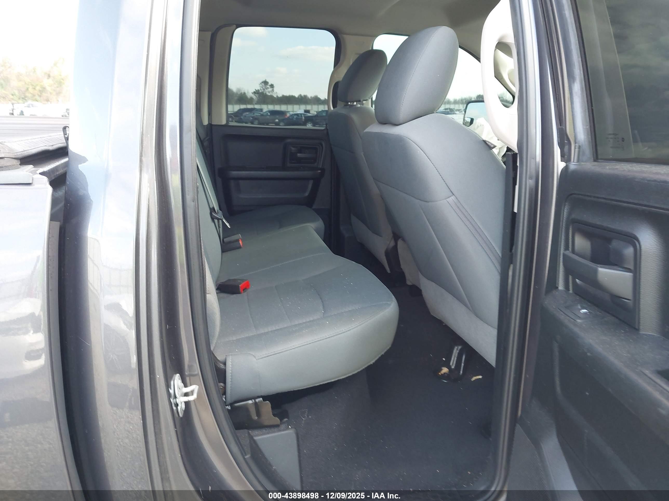 RAM 1500 image 8