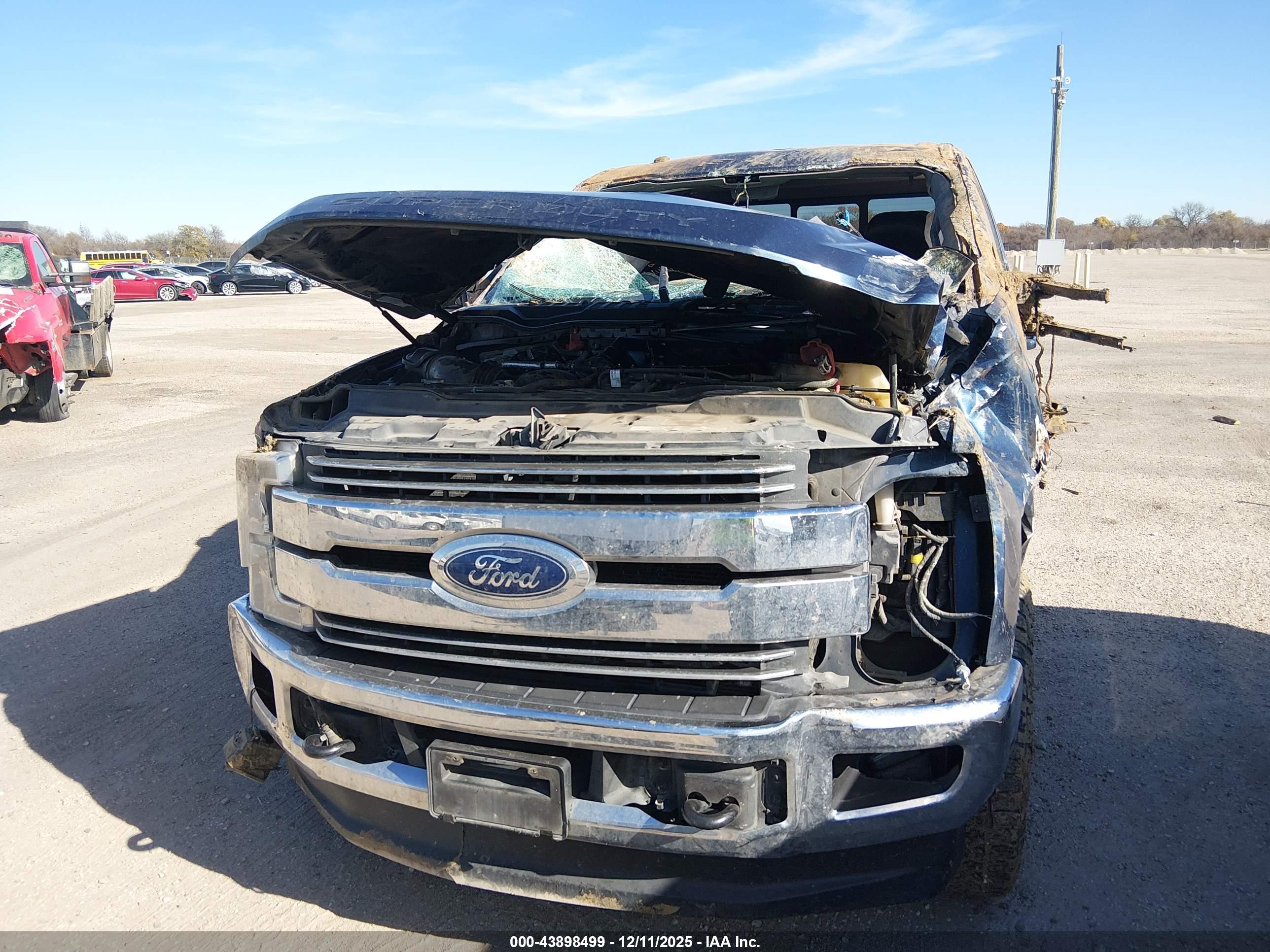 FORD F-250 image 6