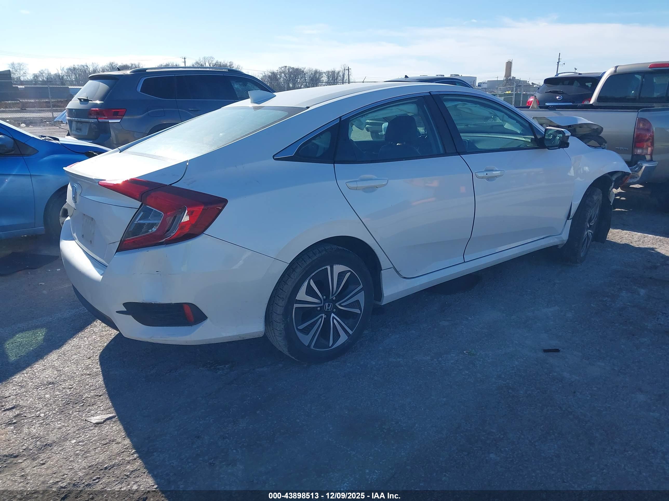 HONDA CIVIC image 4