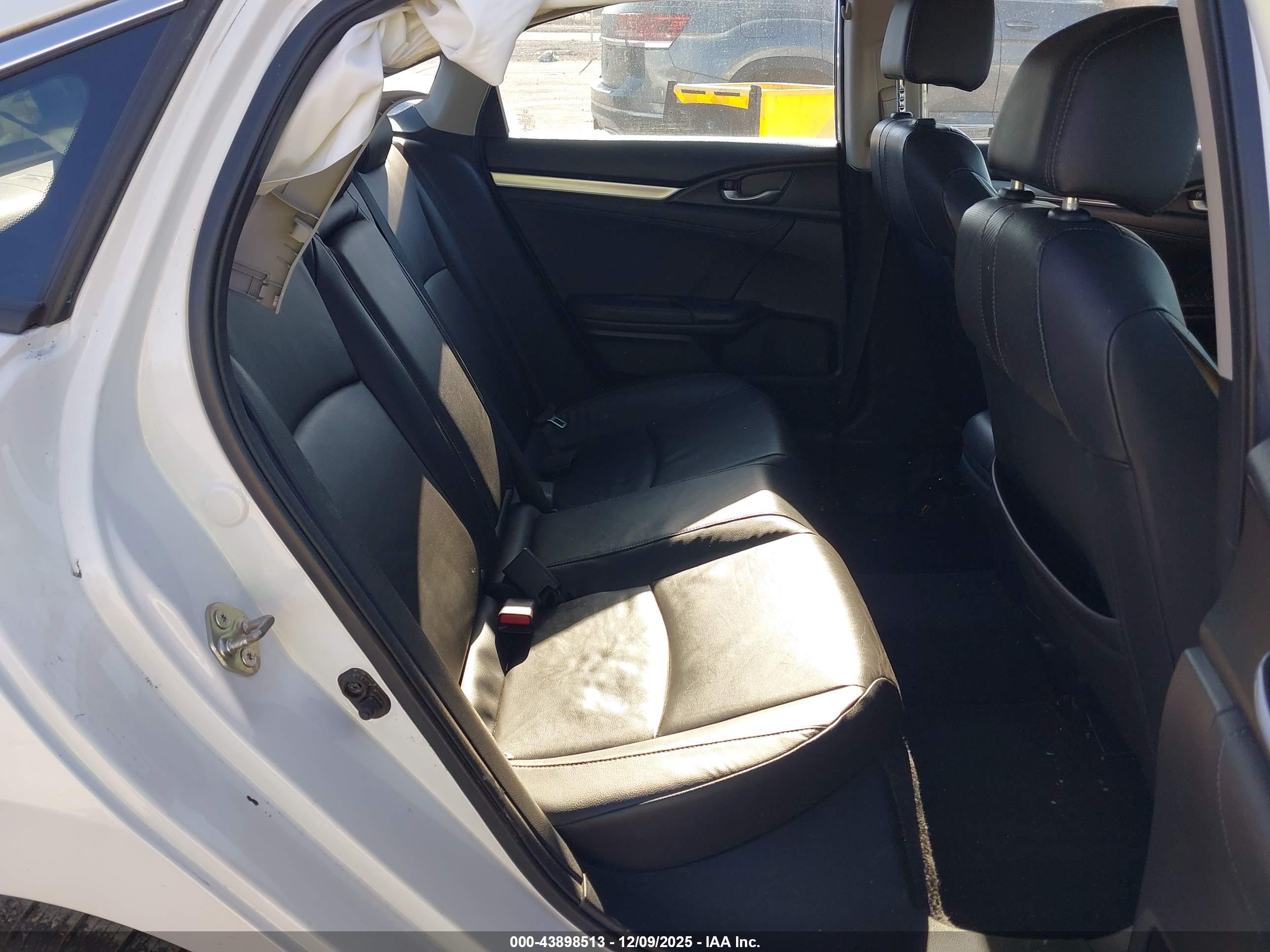 HONDA CIVIC image 8
