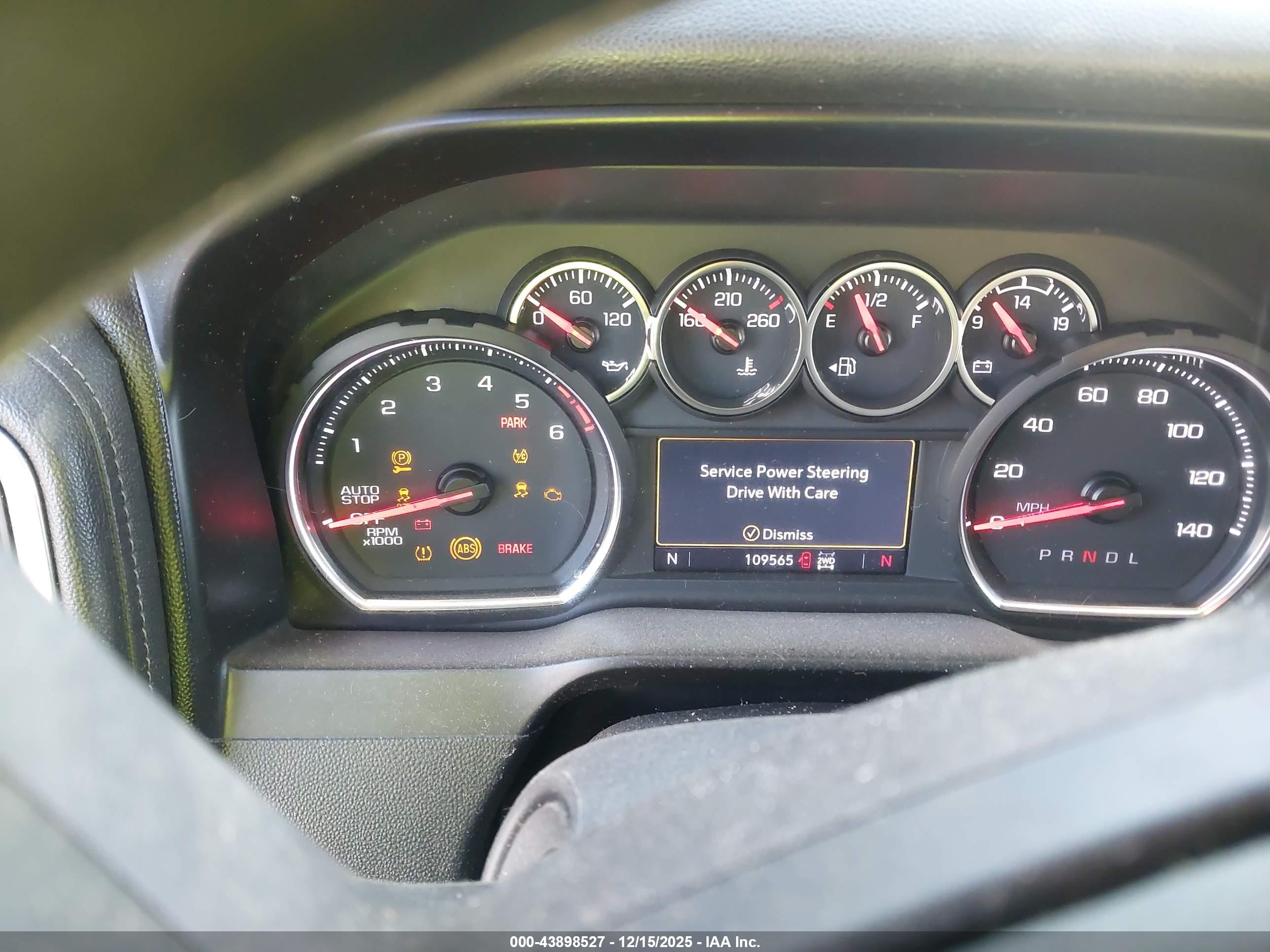CHEVROLET SILVERADO image 7