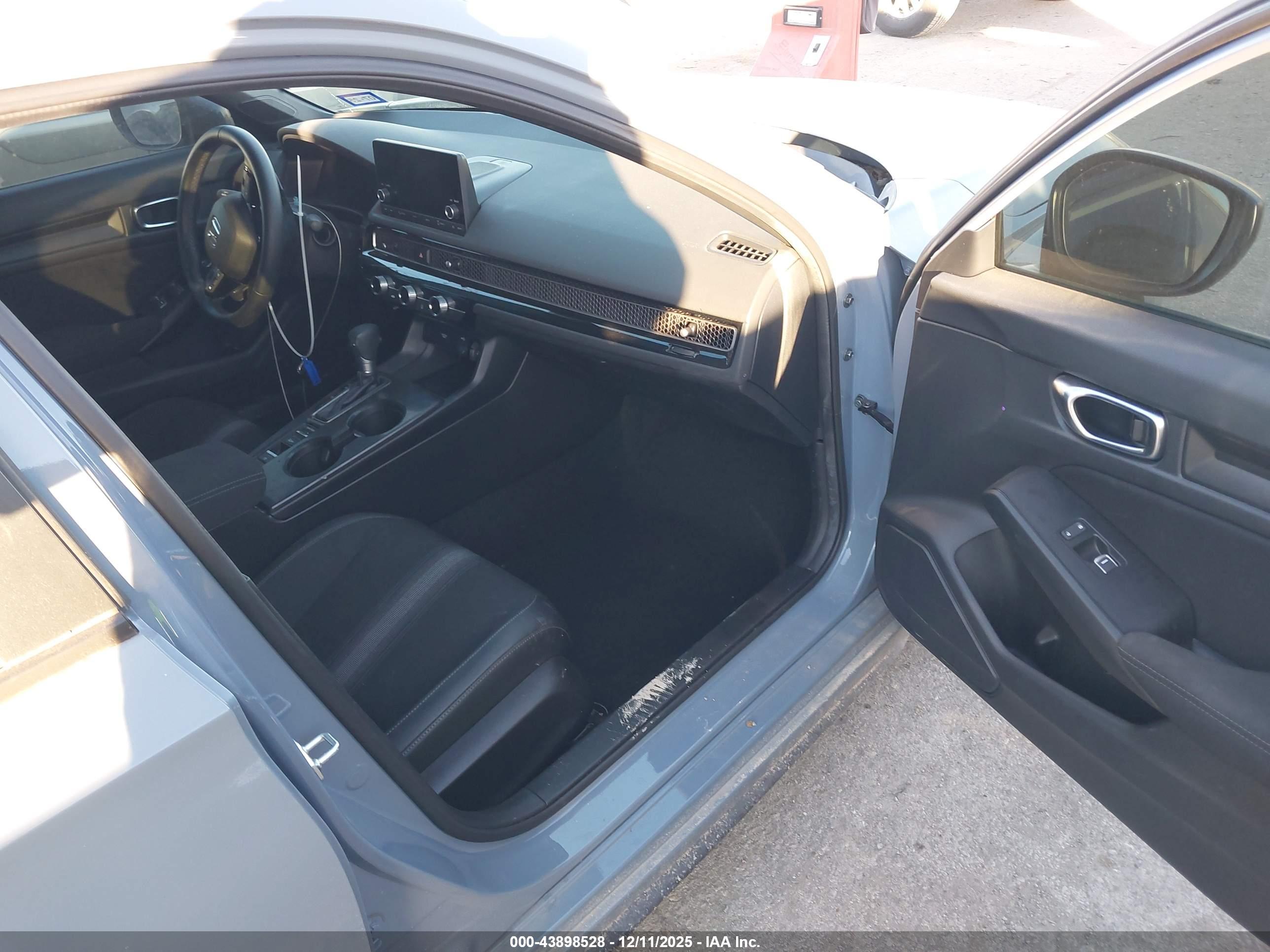 HONDA CIVIC image 5