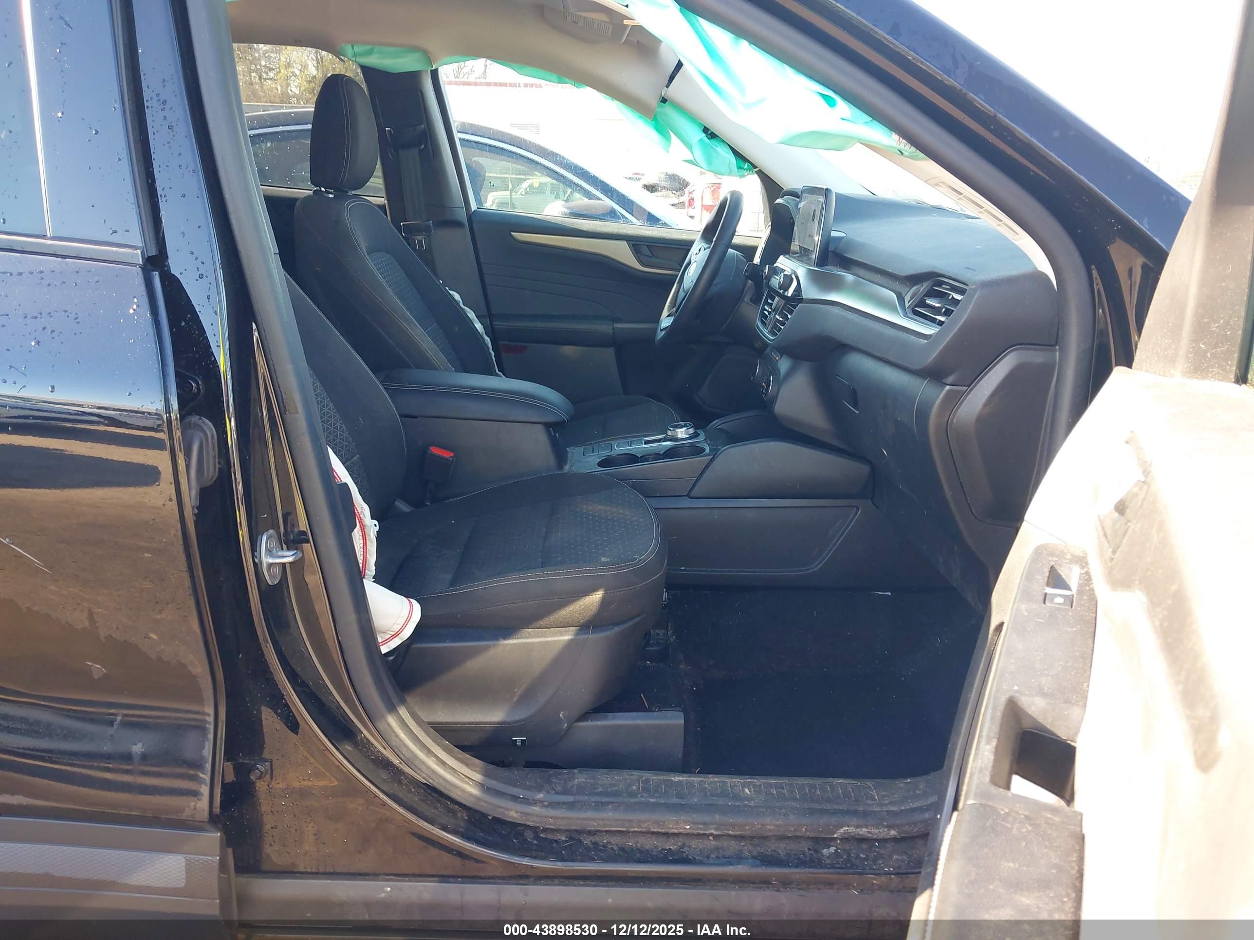 FORD ESCAPE image 5