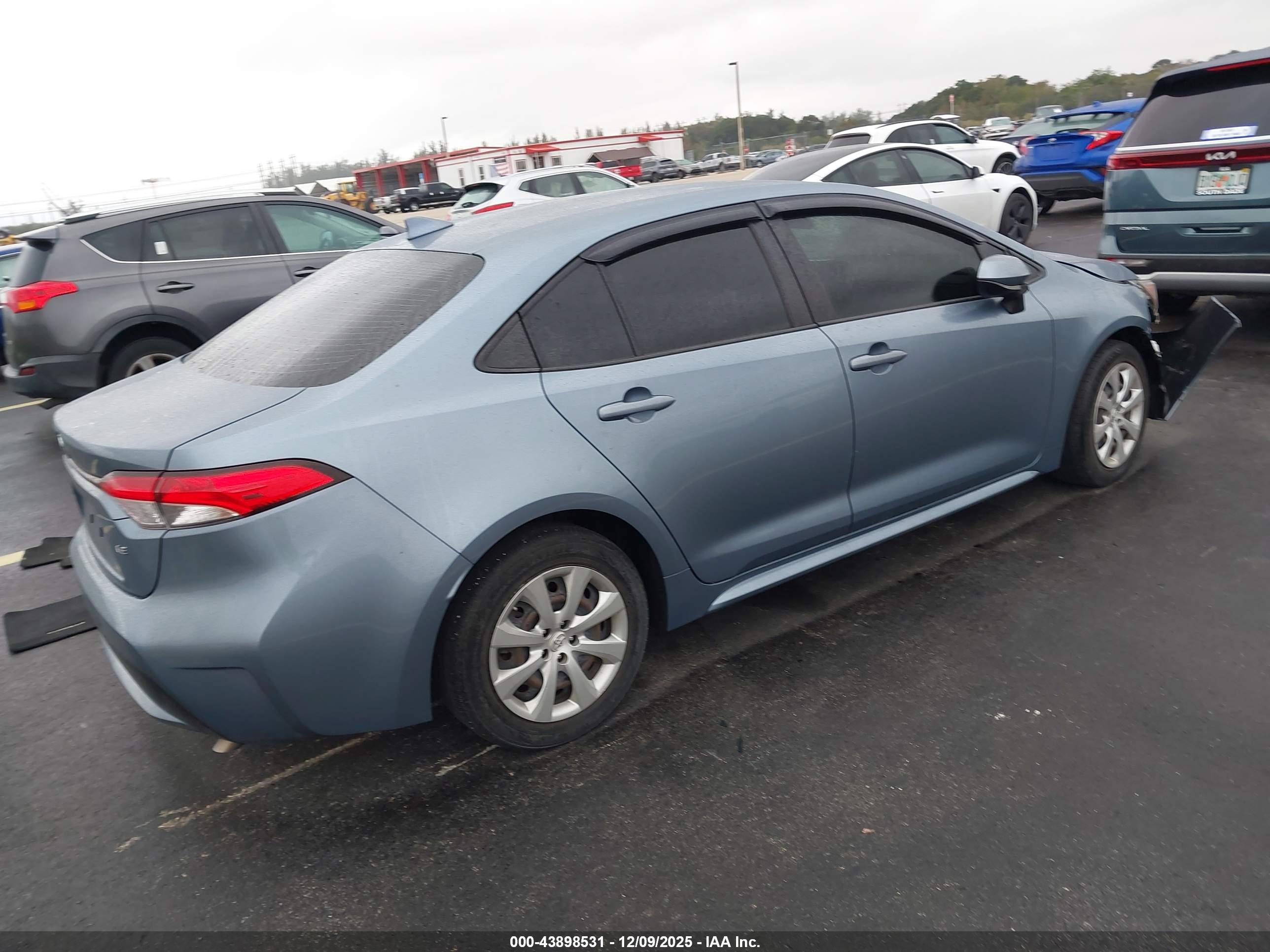 TOYOTA COROLLA image 4