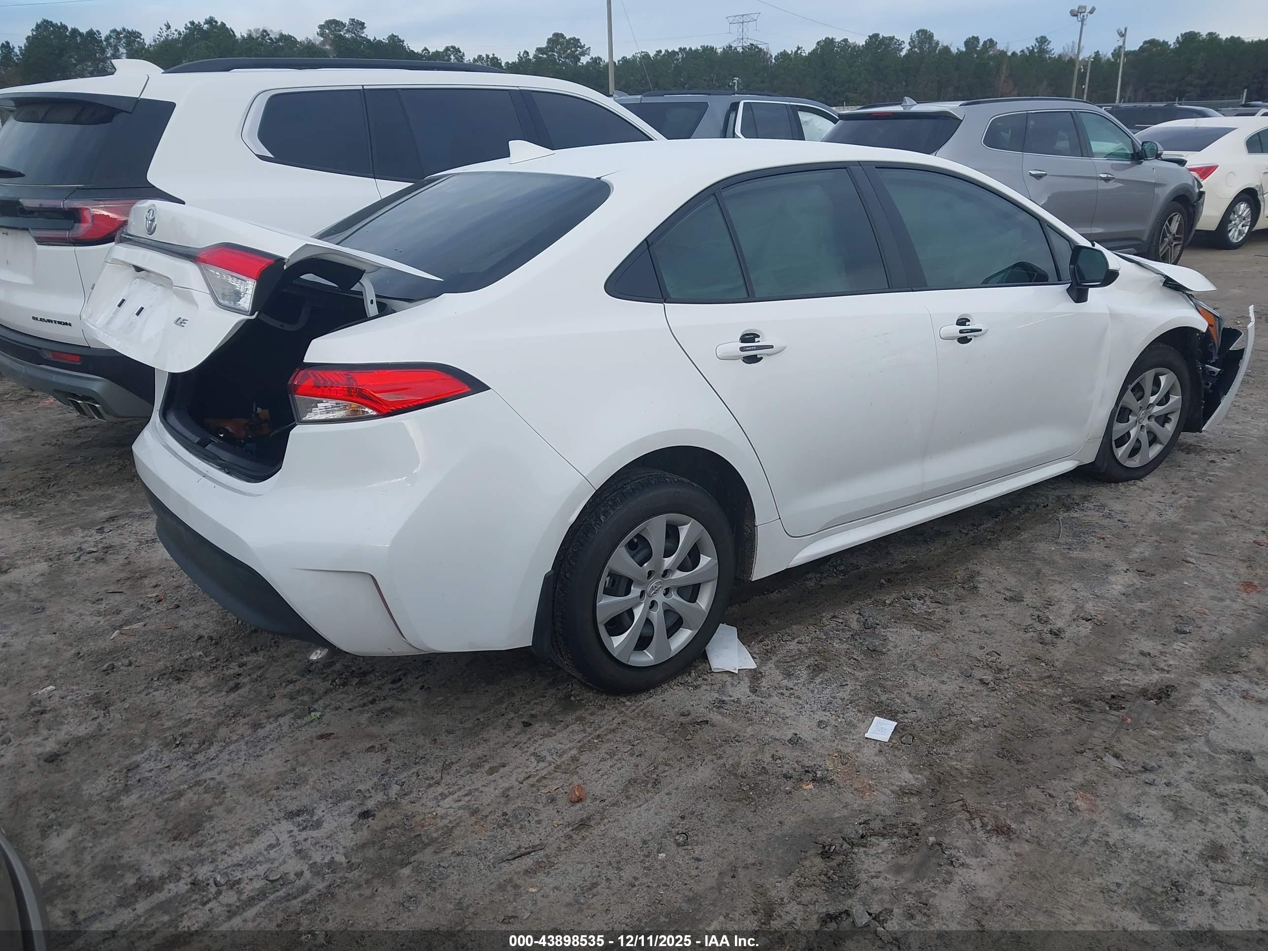 TOYOTA COROLLA image 4