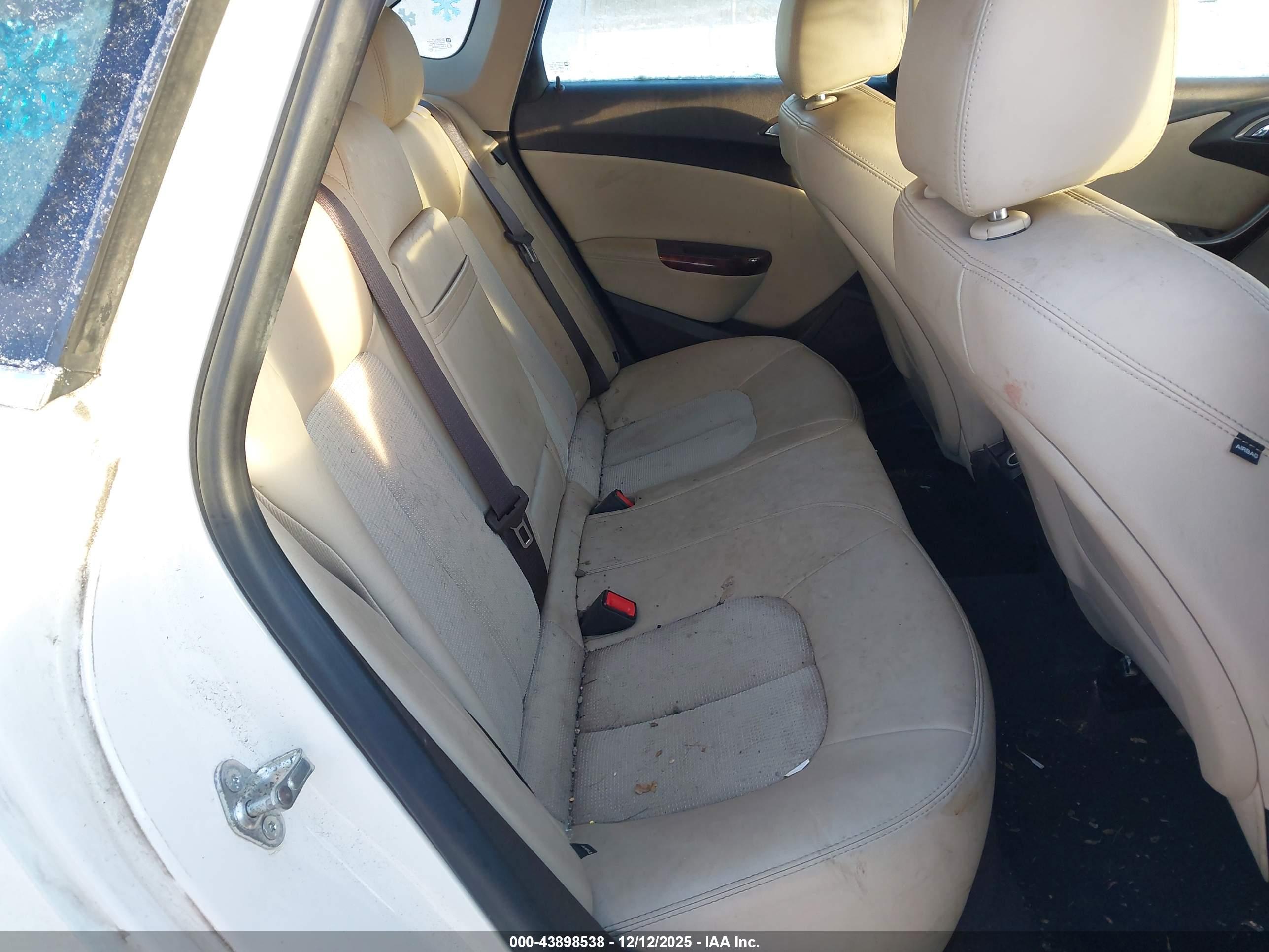 BUICK VERANO image 8
