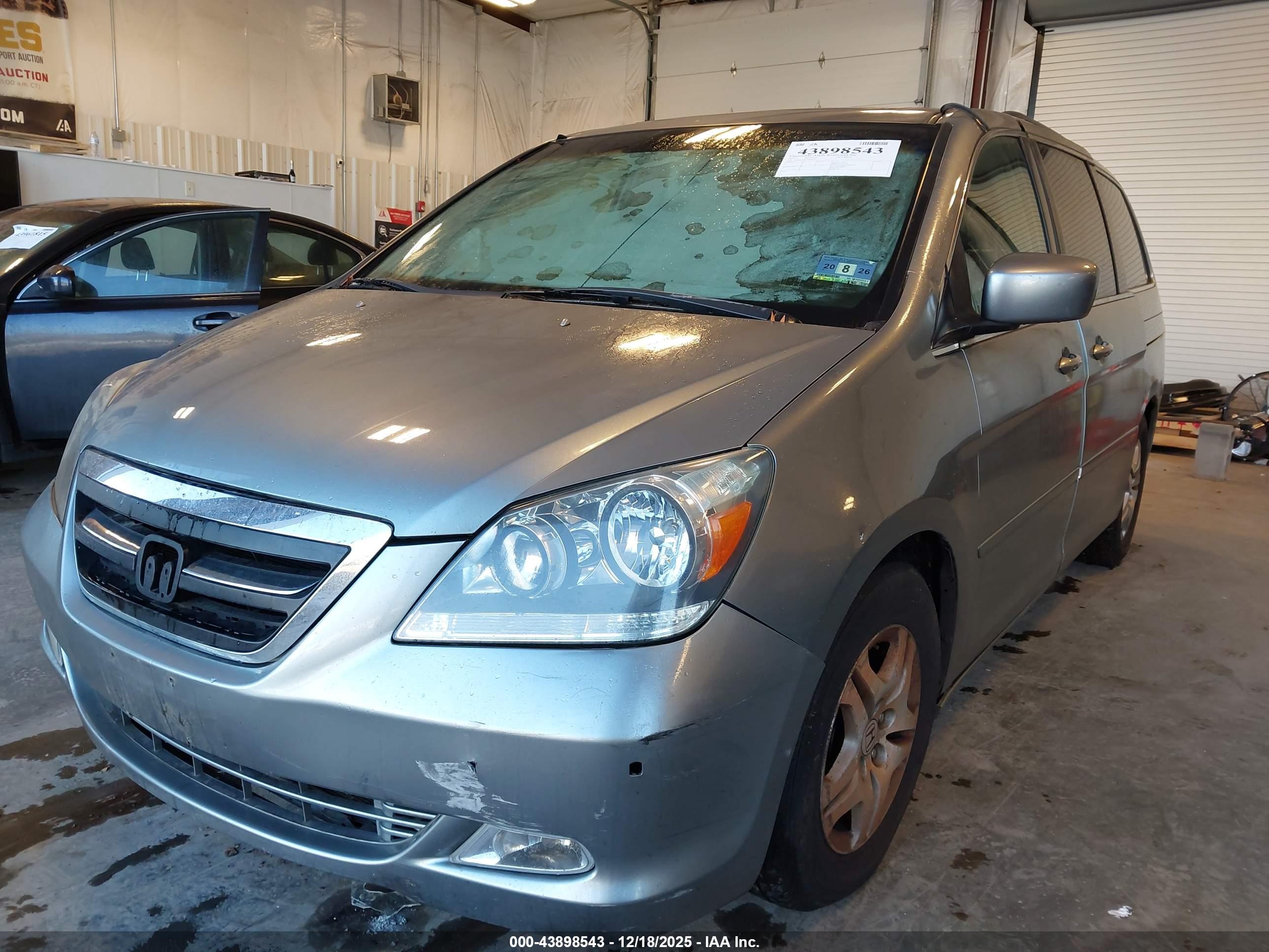 HONDA ODYSSEY image 6