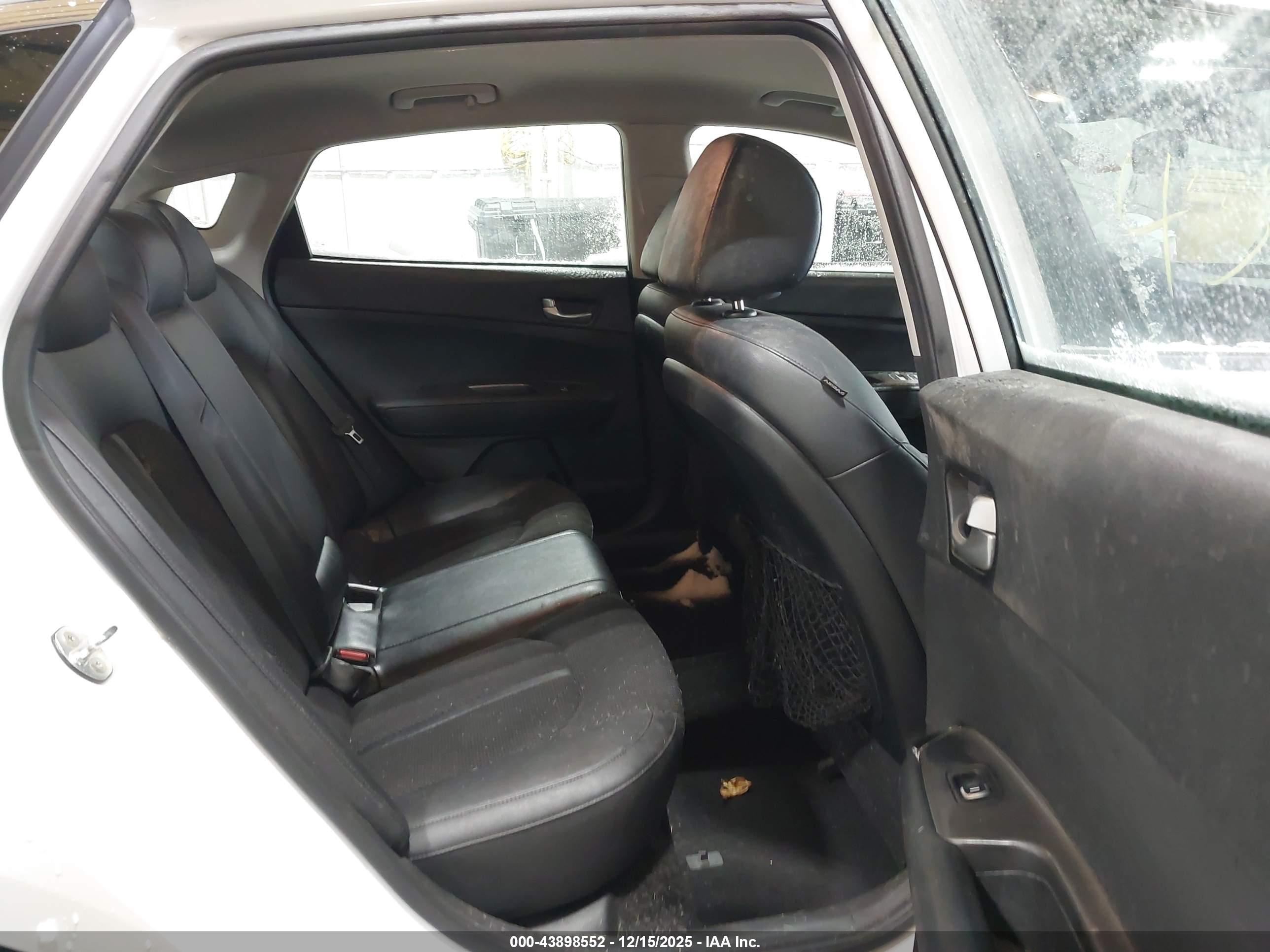KIA OPTIMA image 8