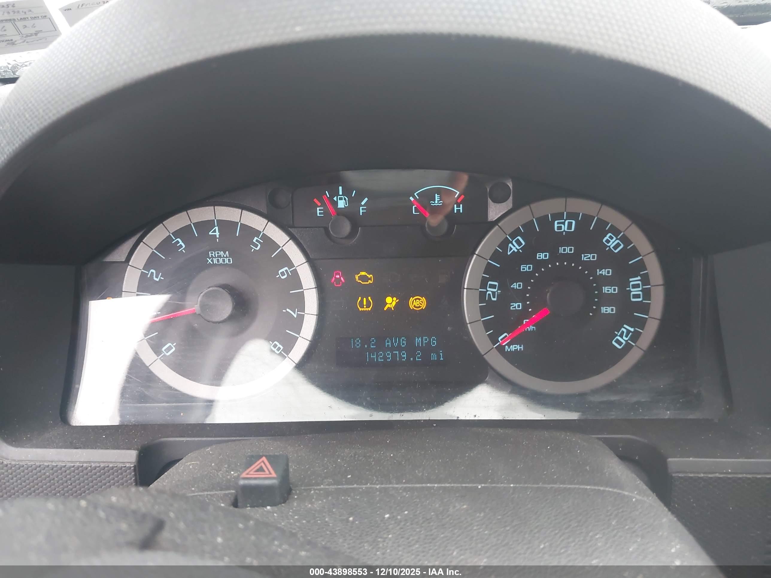 FORD ESCAPE image 7