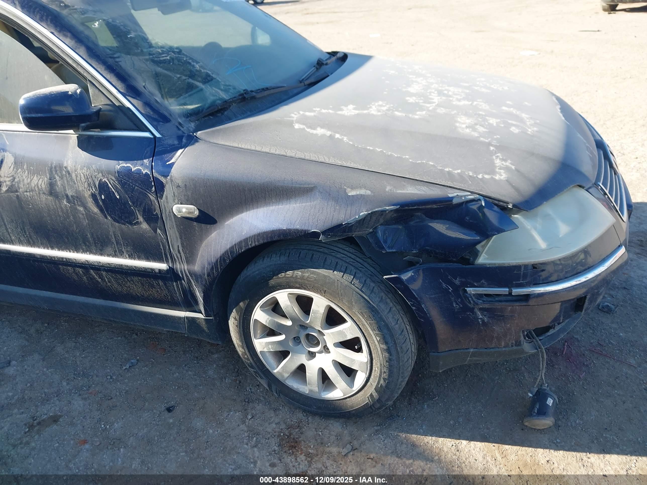 VOLKSWAGEN PASSAT image 6