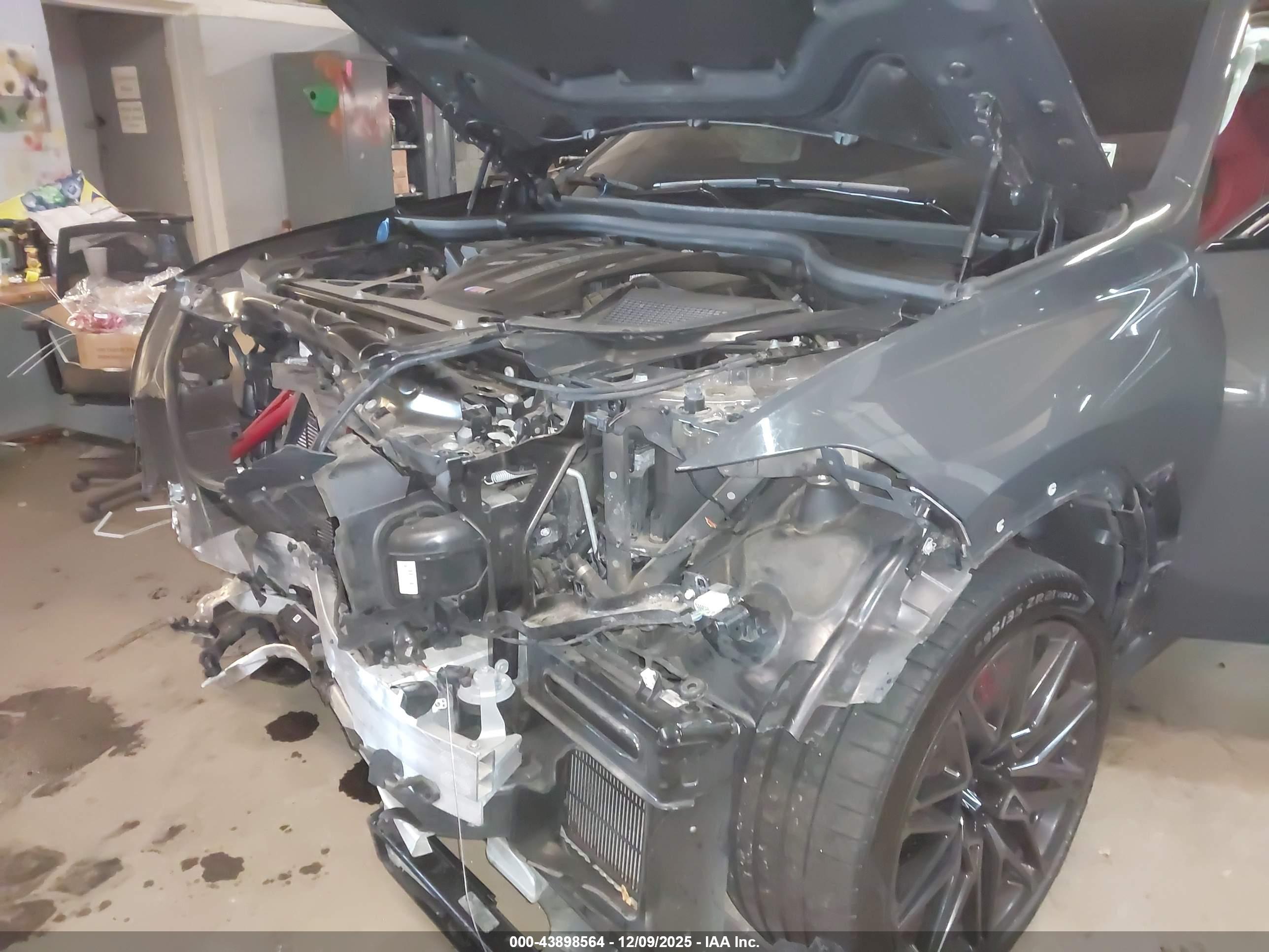 BMW X6 image 6
