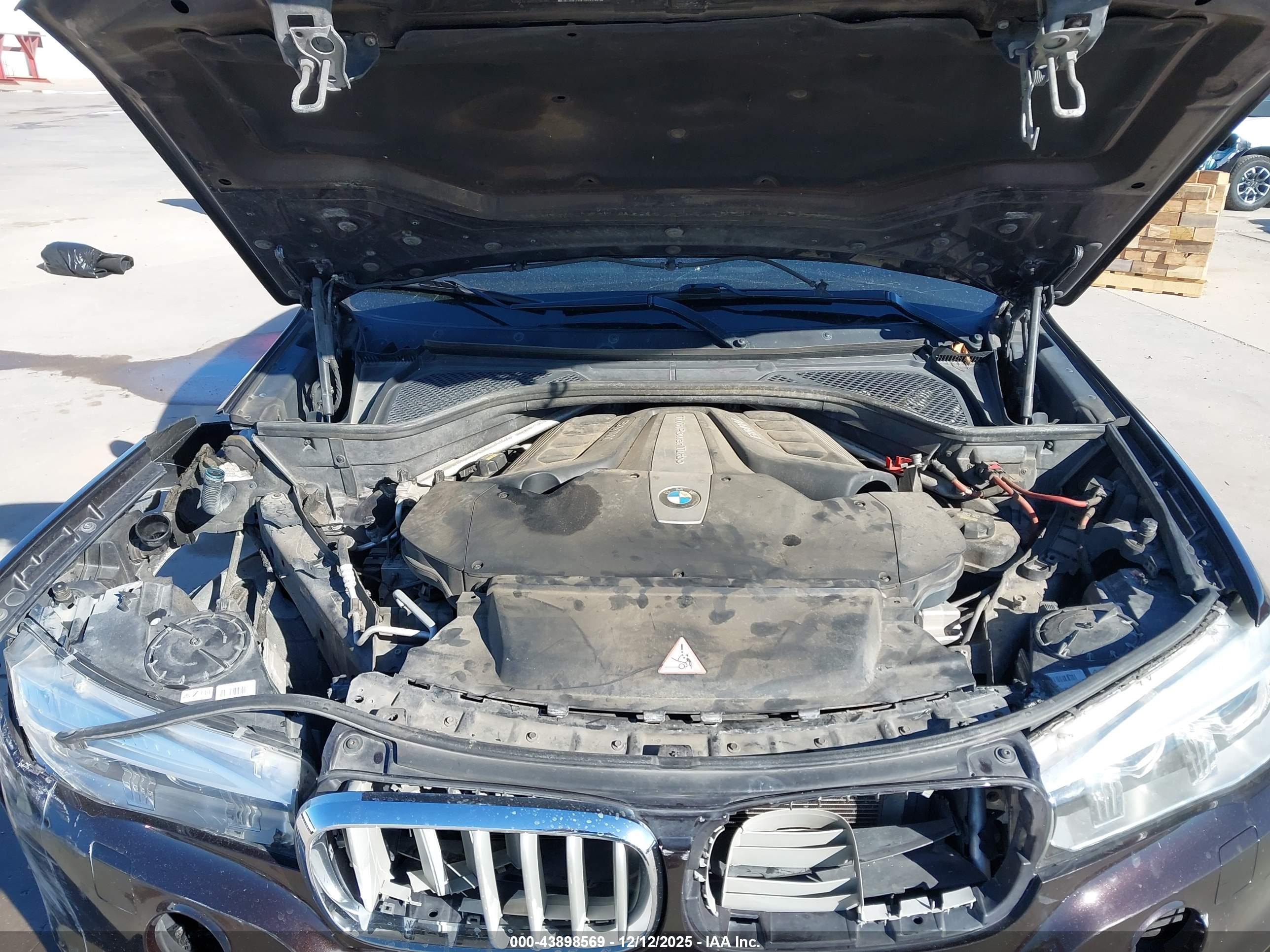 BMW X5 image 10