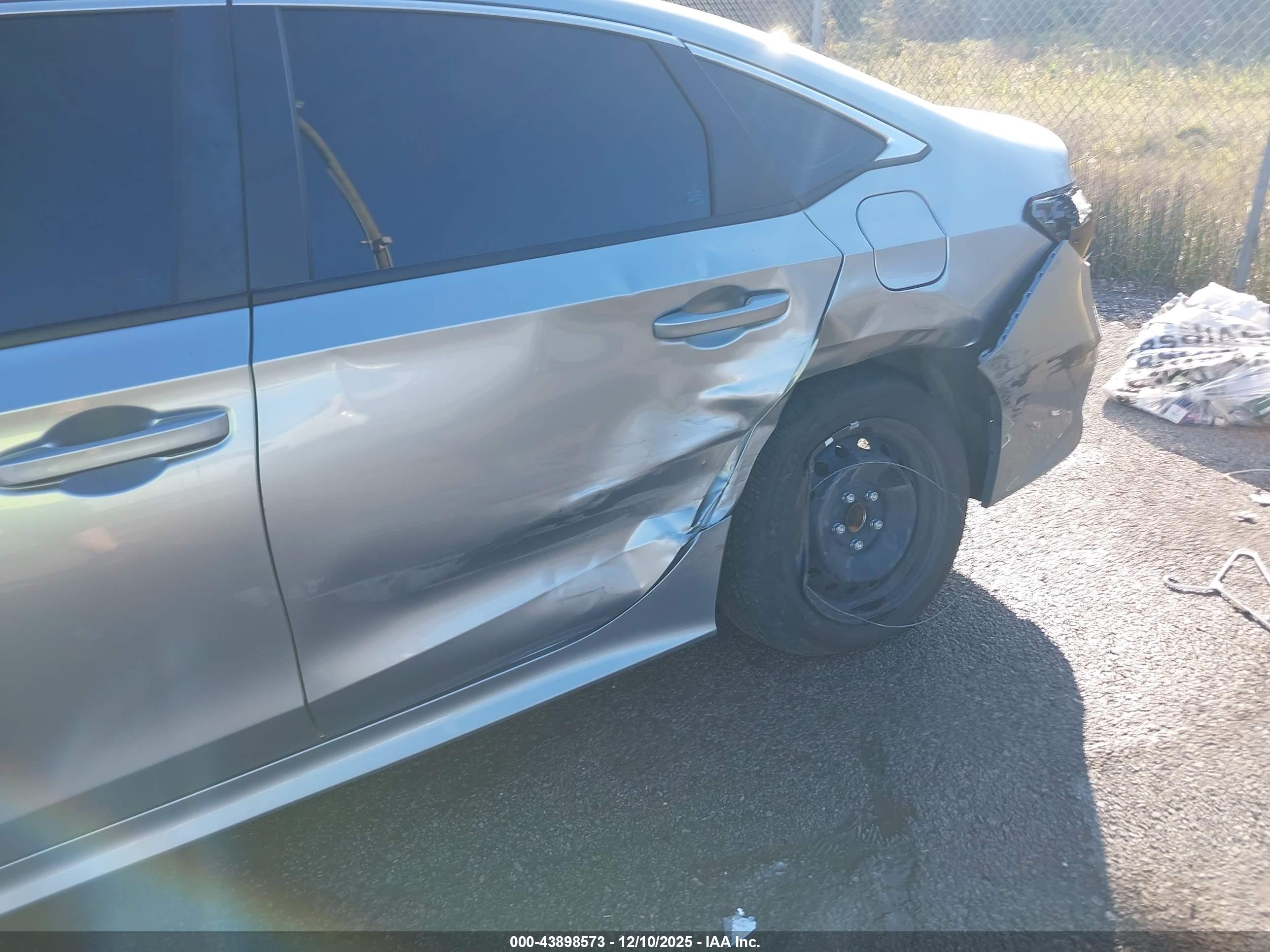 HONDA CIVIC image 6