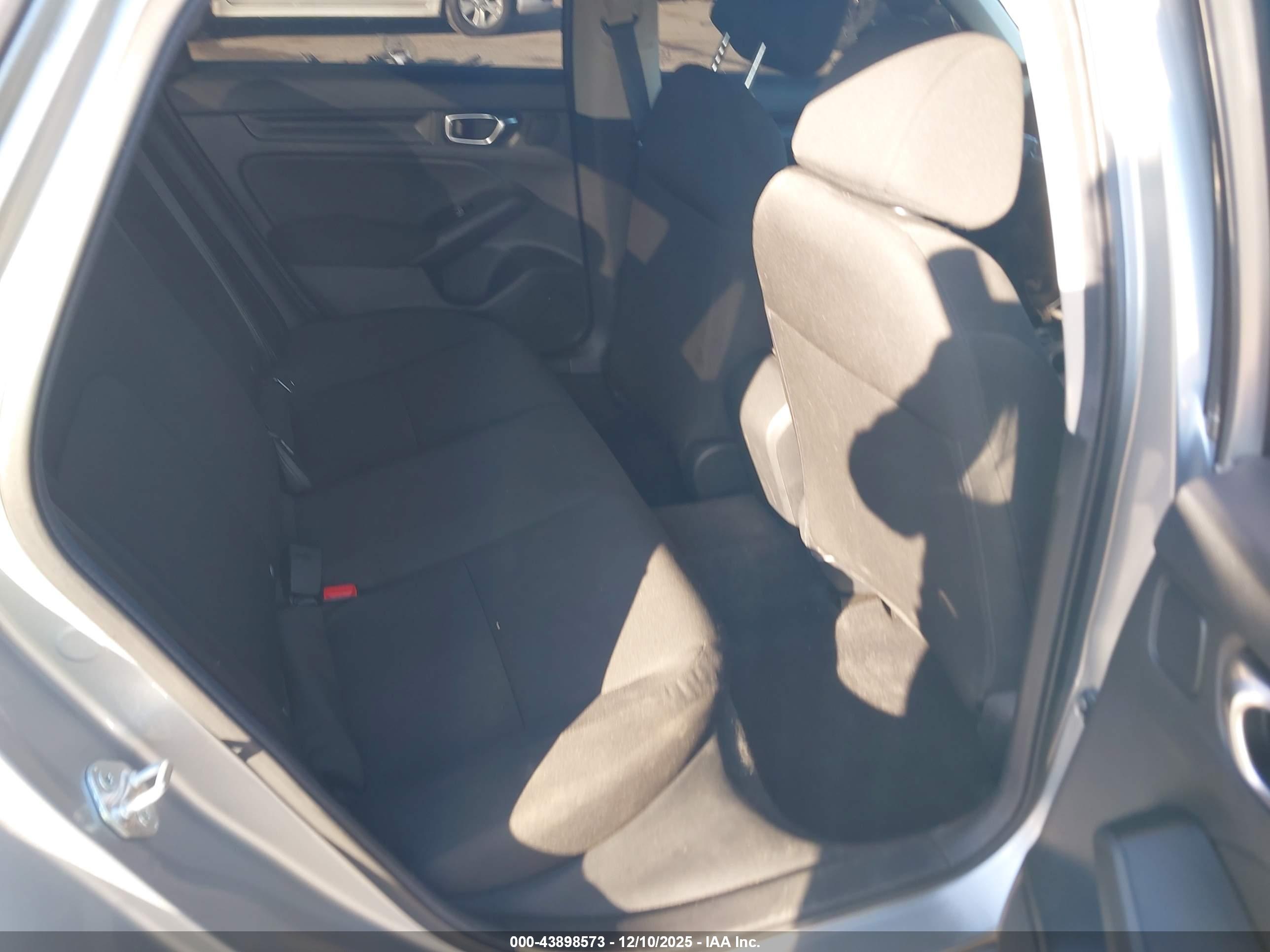 HONDA CIVIC image 8