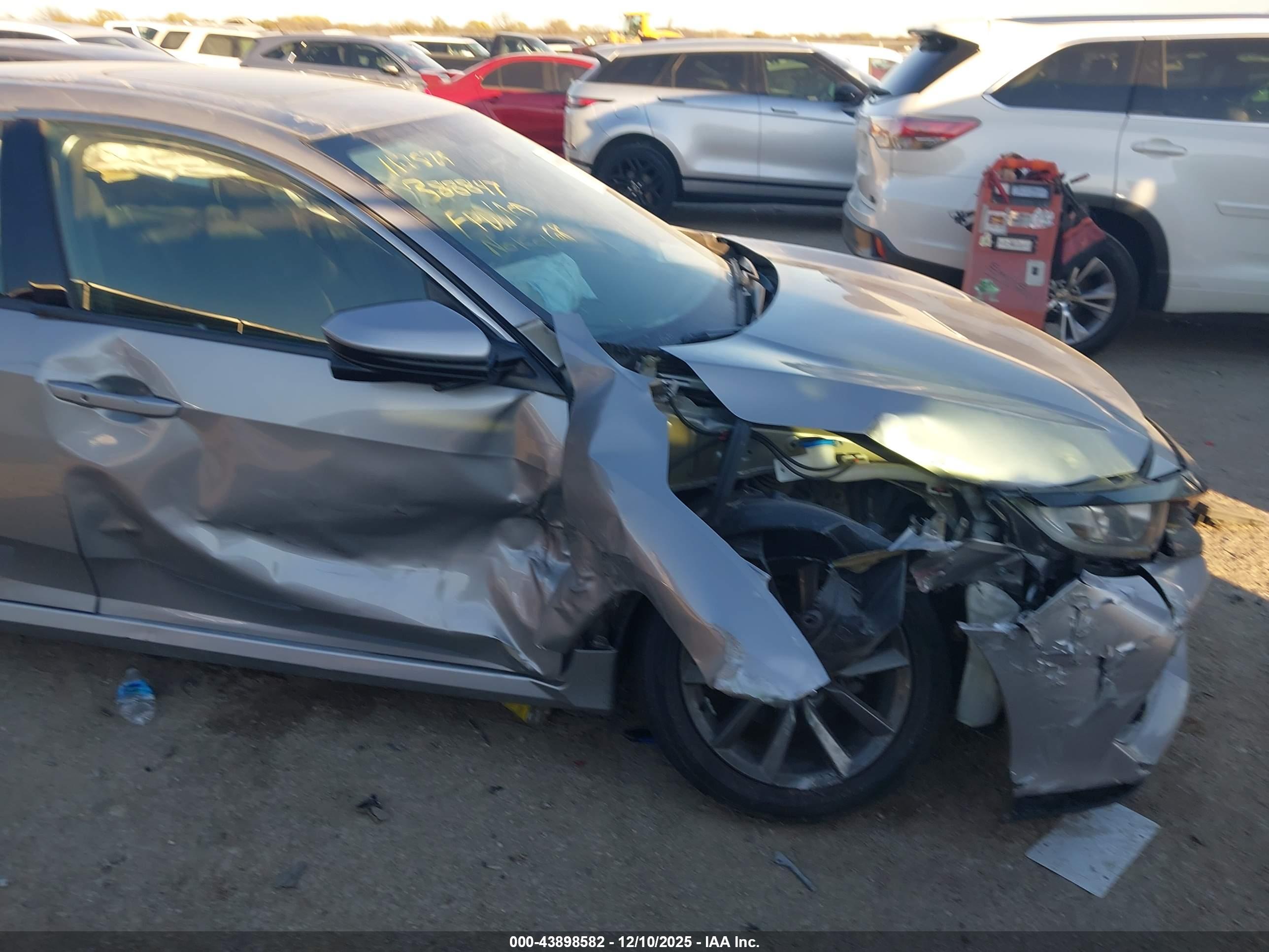 HONDA CIVIC image 6
