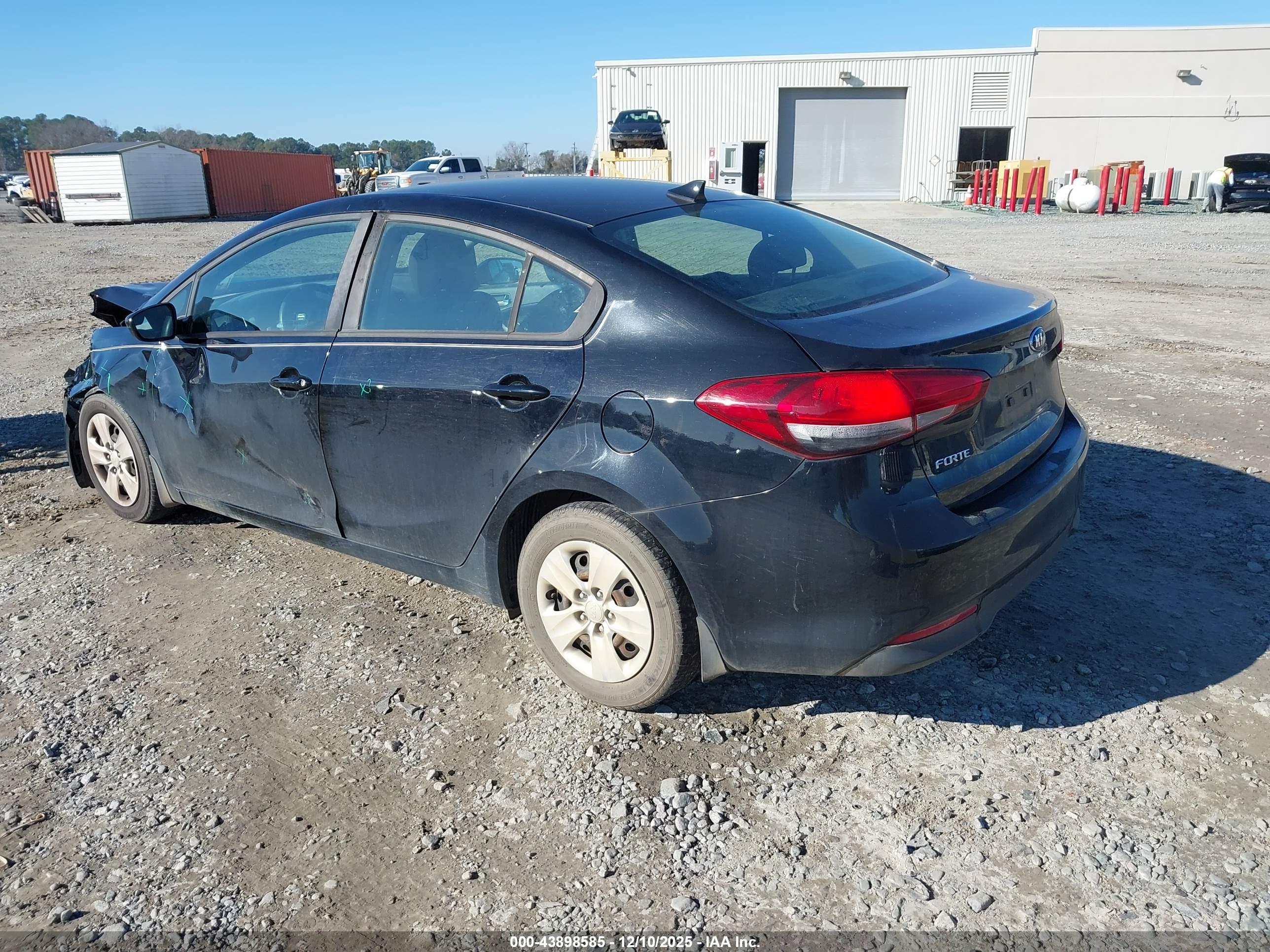 KIA FORTE image 3