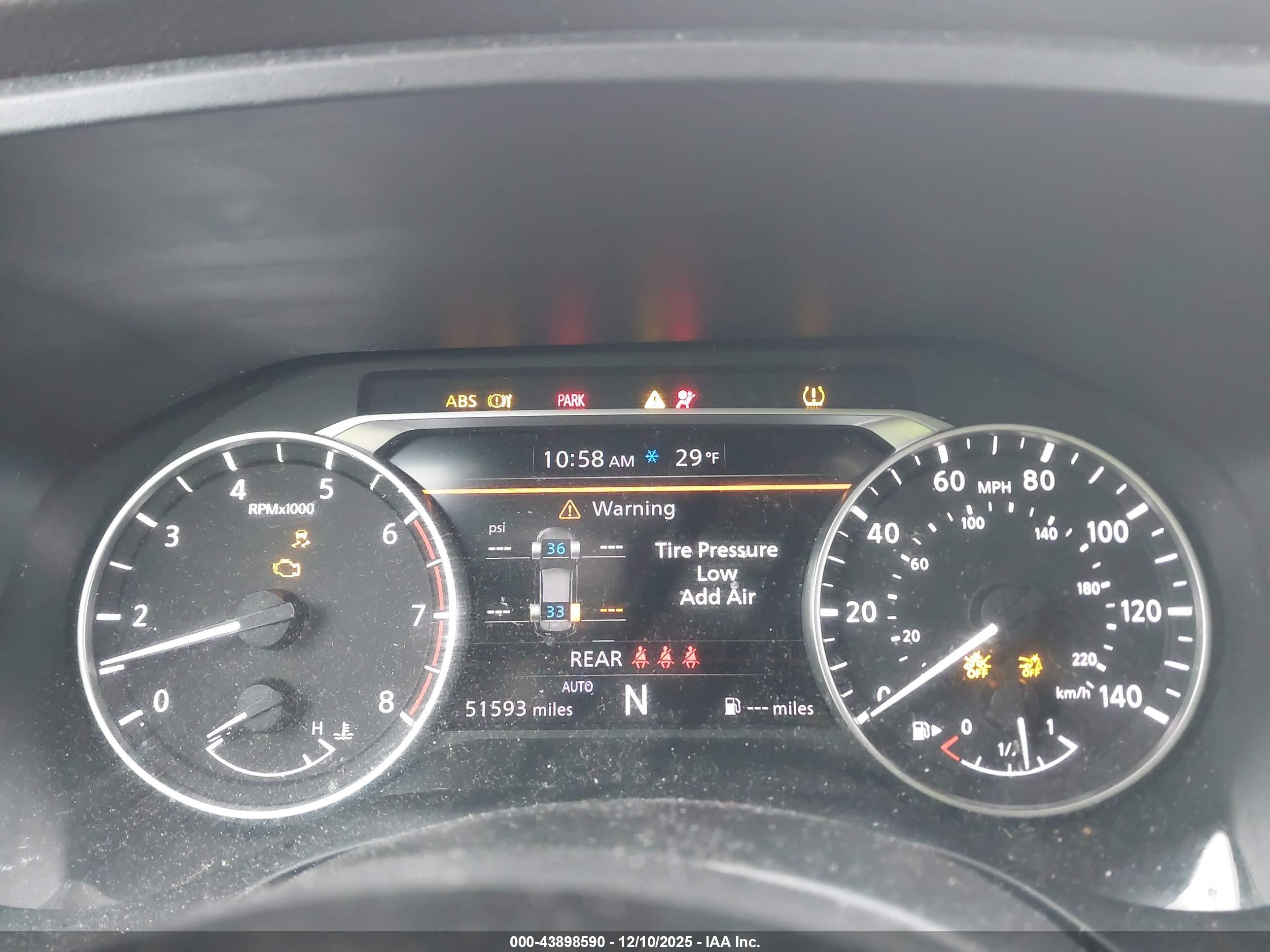 NISSAN ROGUE image 7