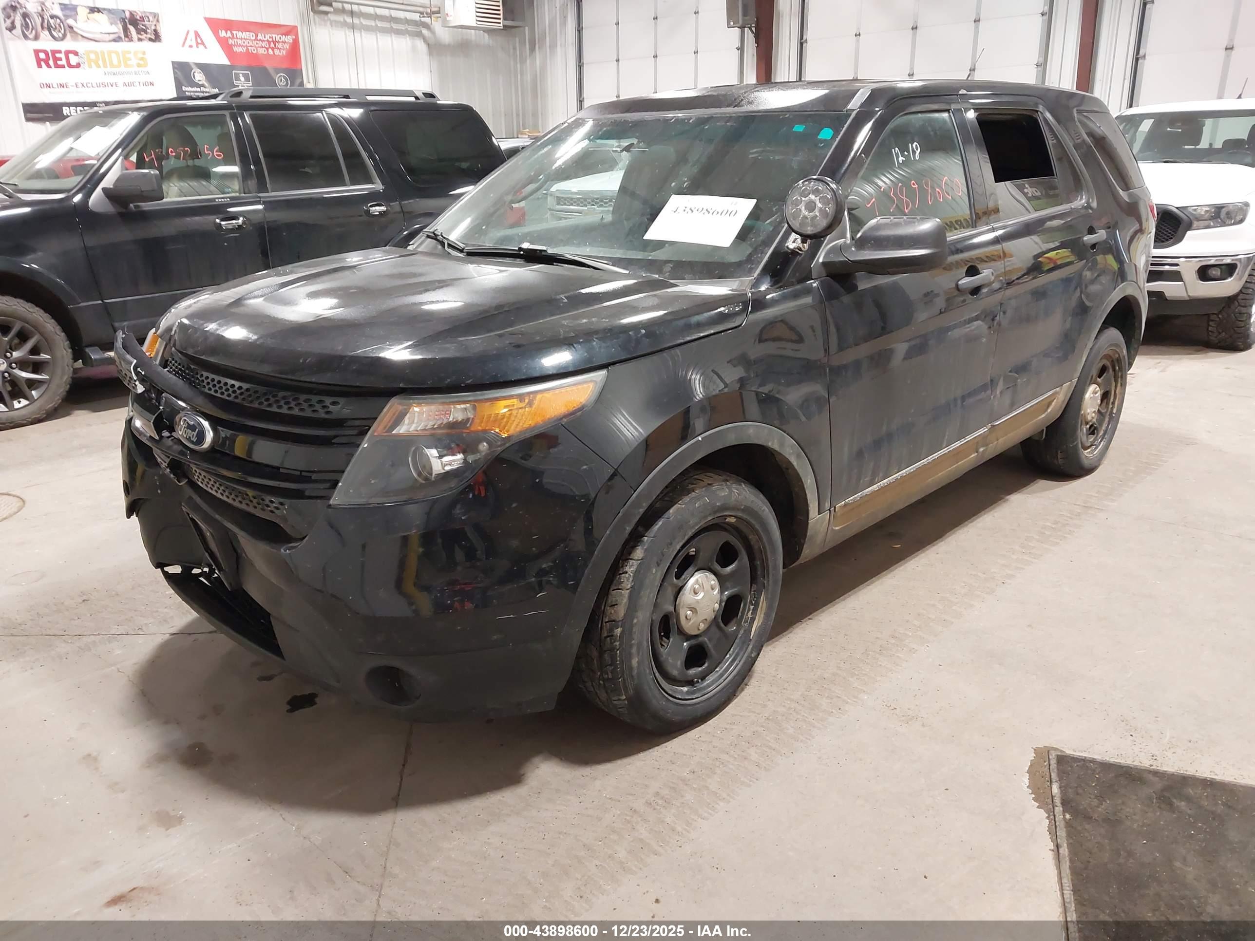 FORD UTILITY image 2