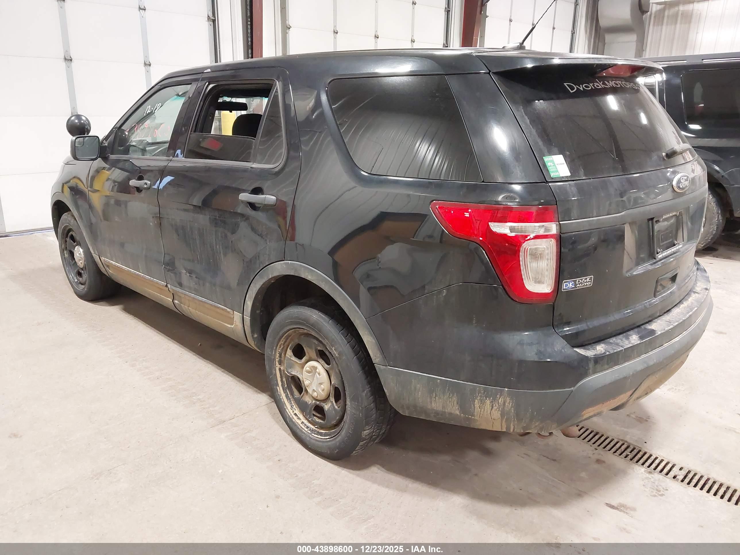 FORD UTILITY image 3