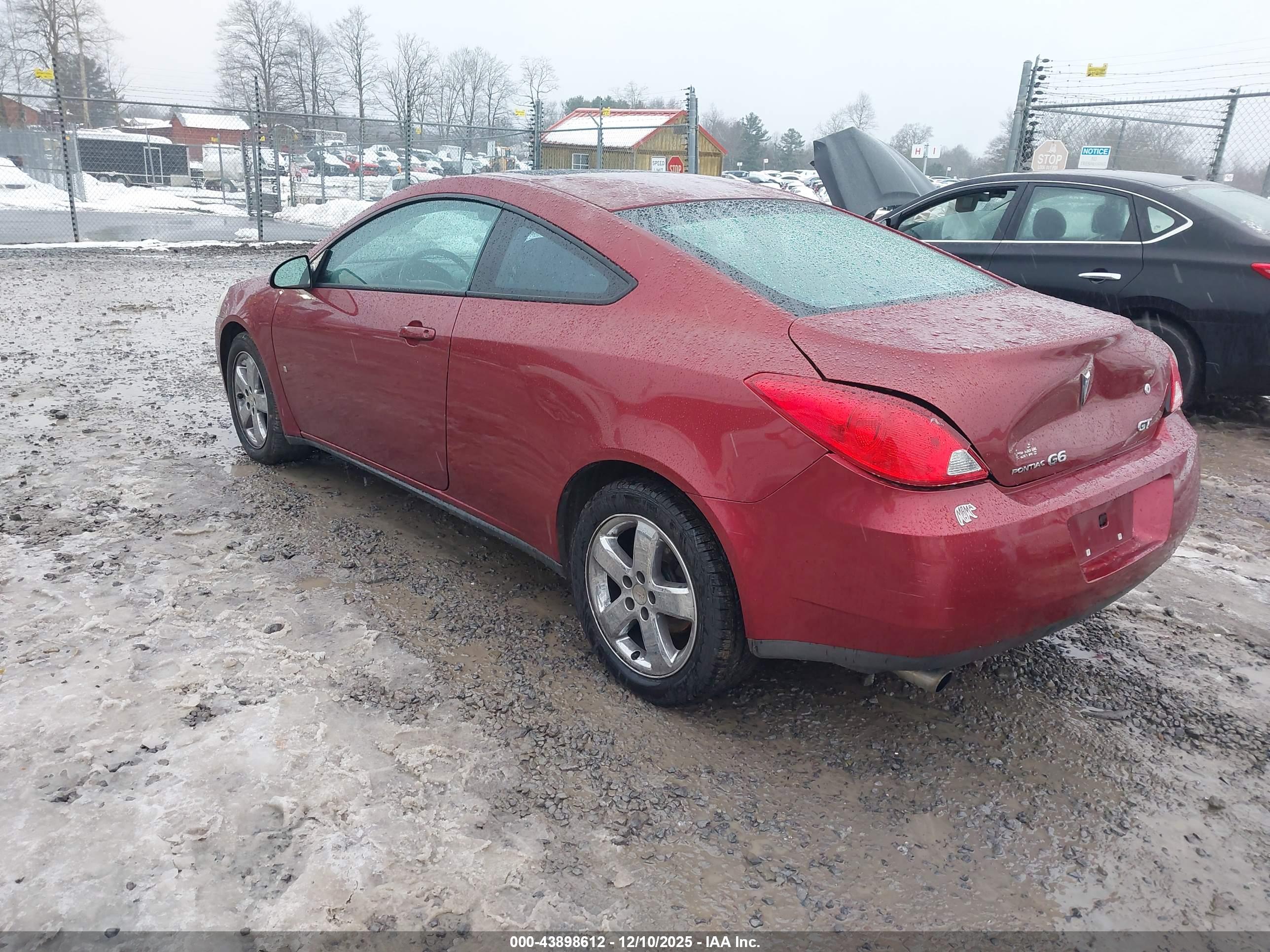 PONTIAC G6 image 3