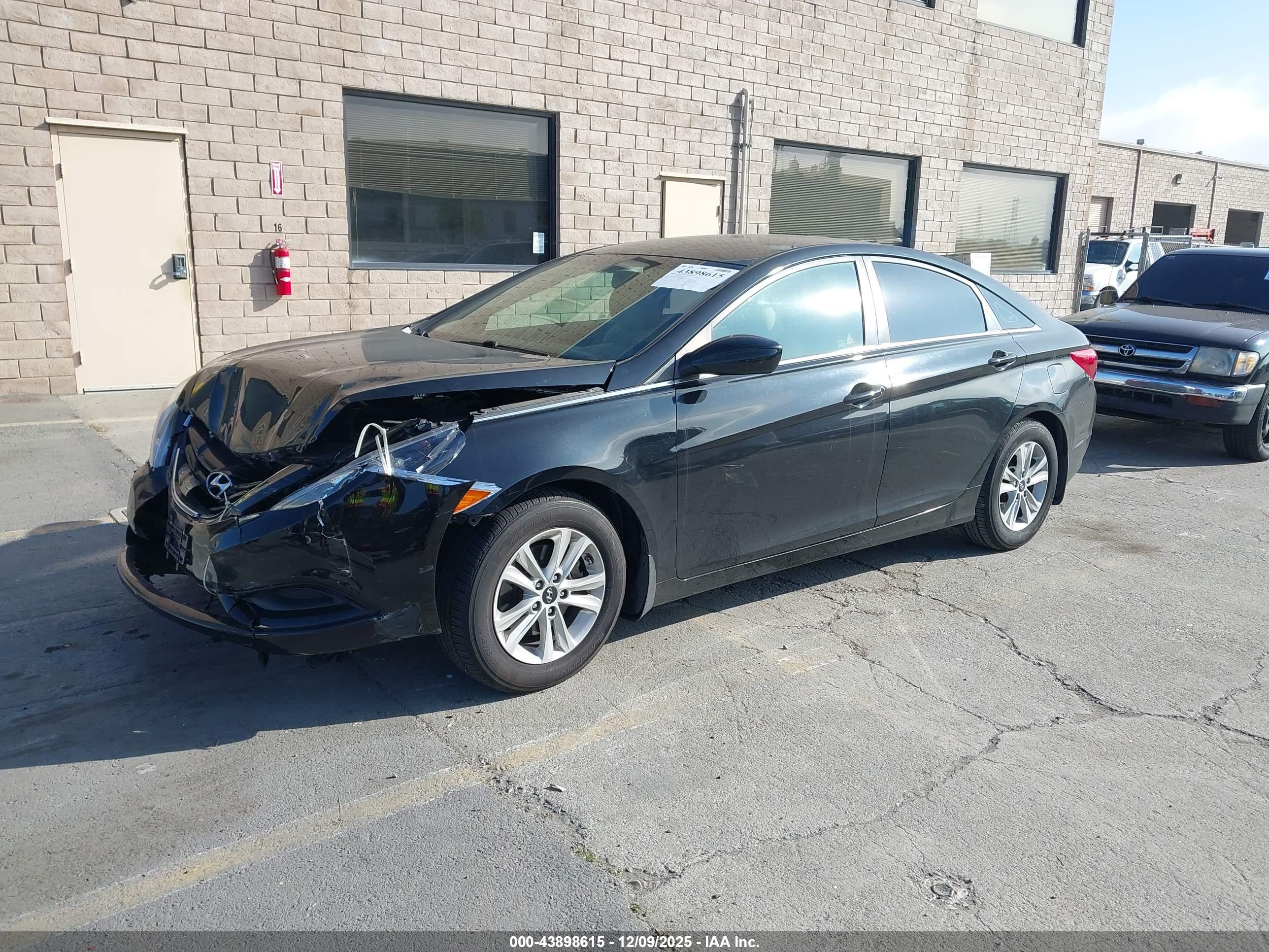 HYUNDAI SONATA image 2