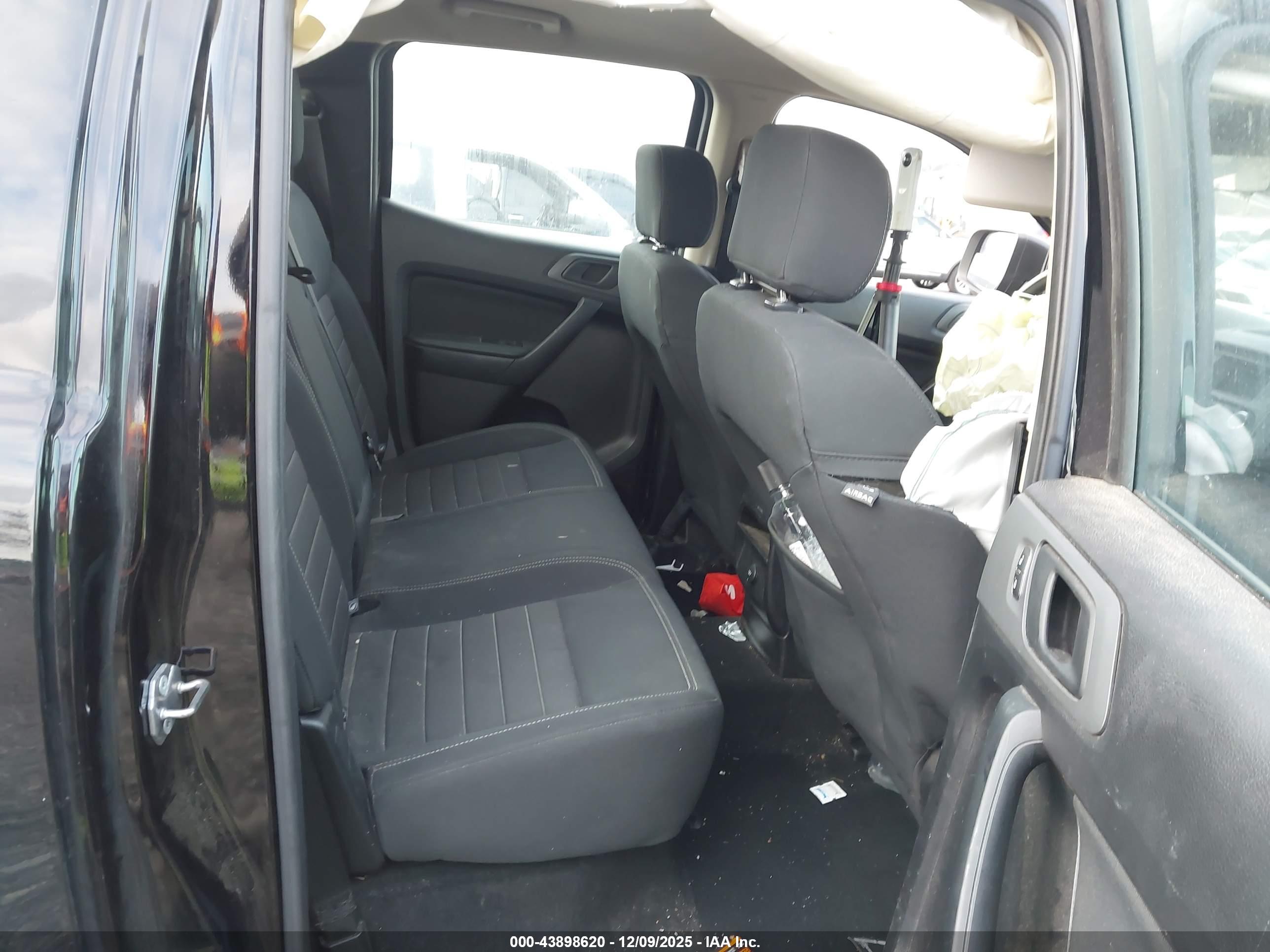 FORD RANGER image 8