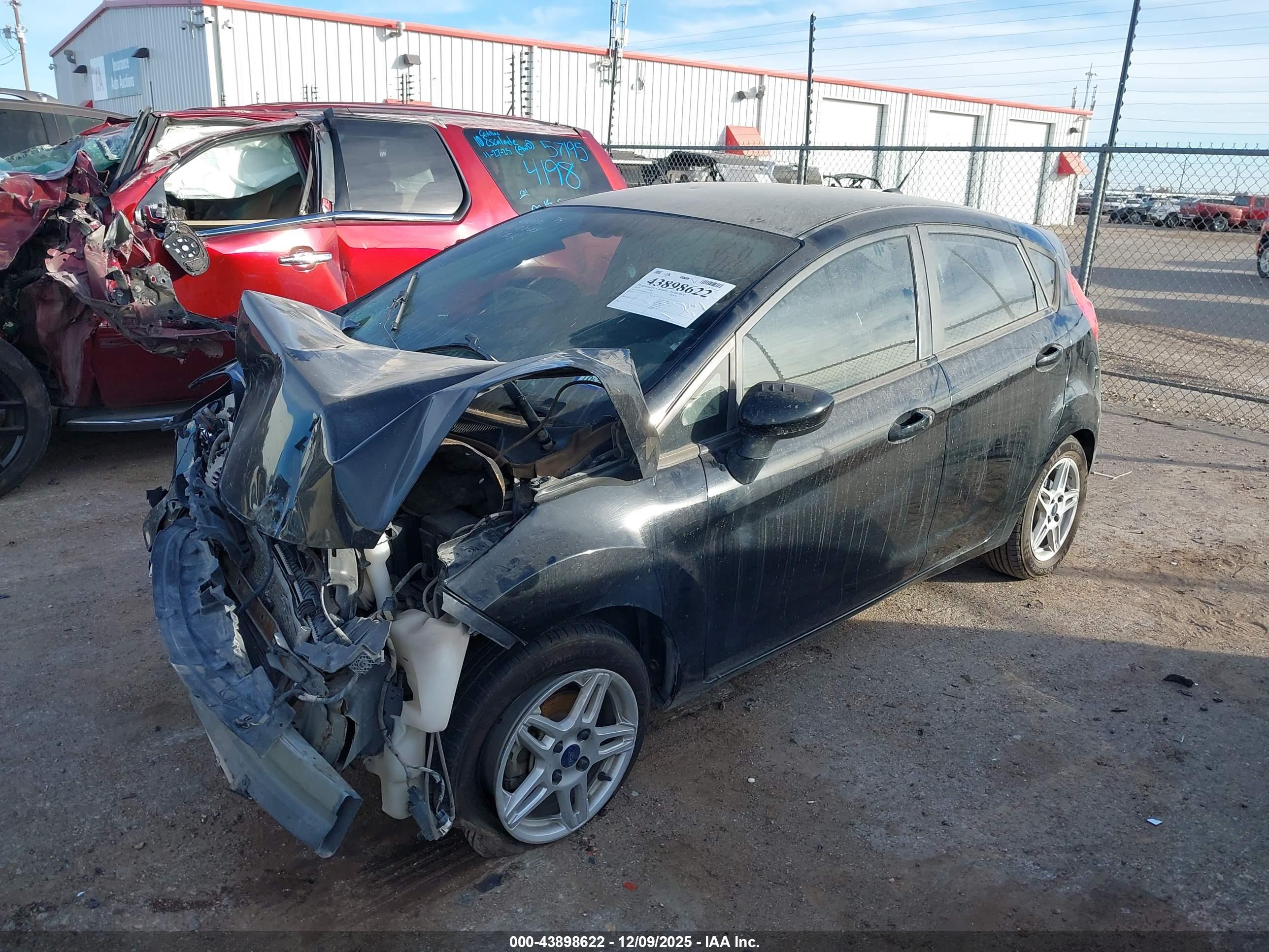 FORD FIESTA image 2