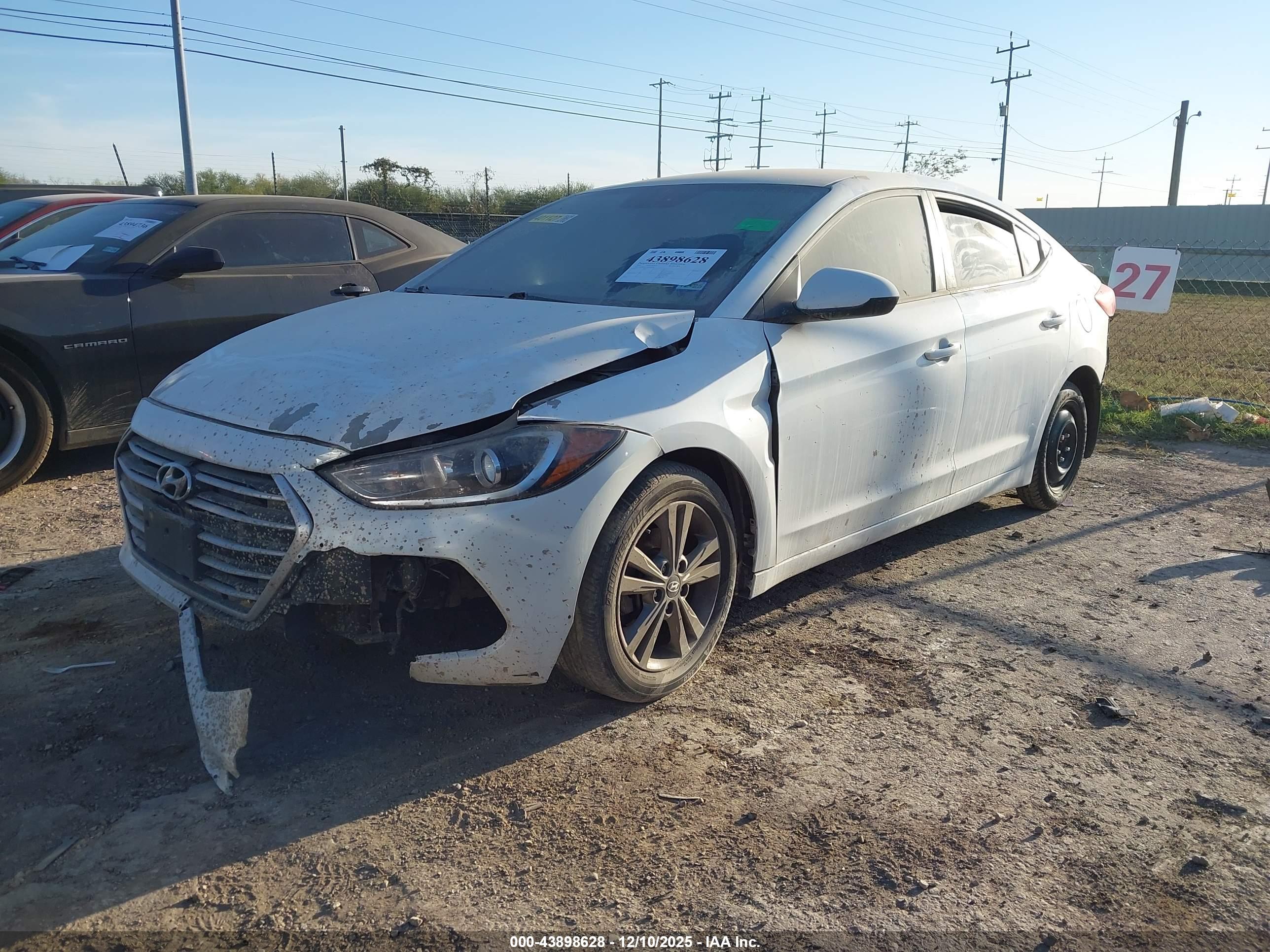 HYUNDAI ELANTRA image 2