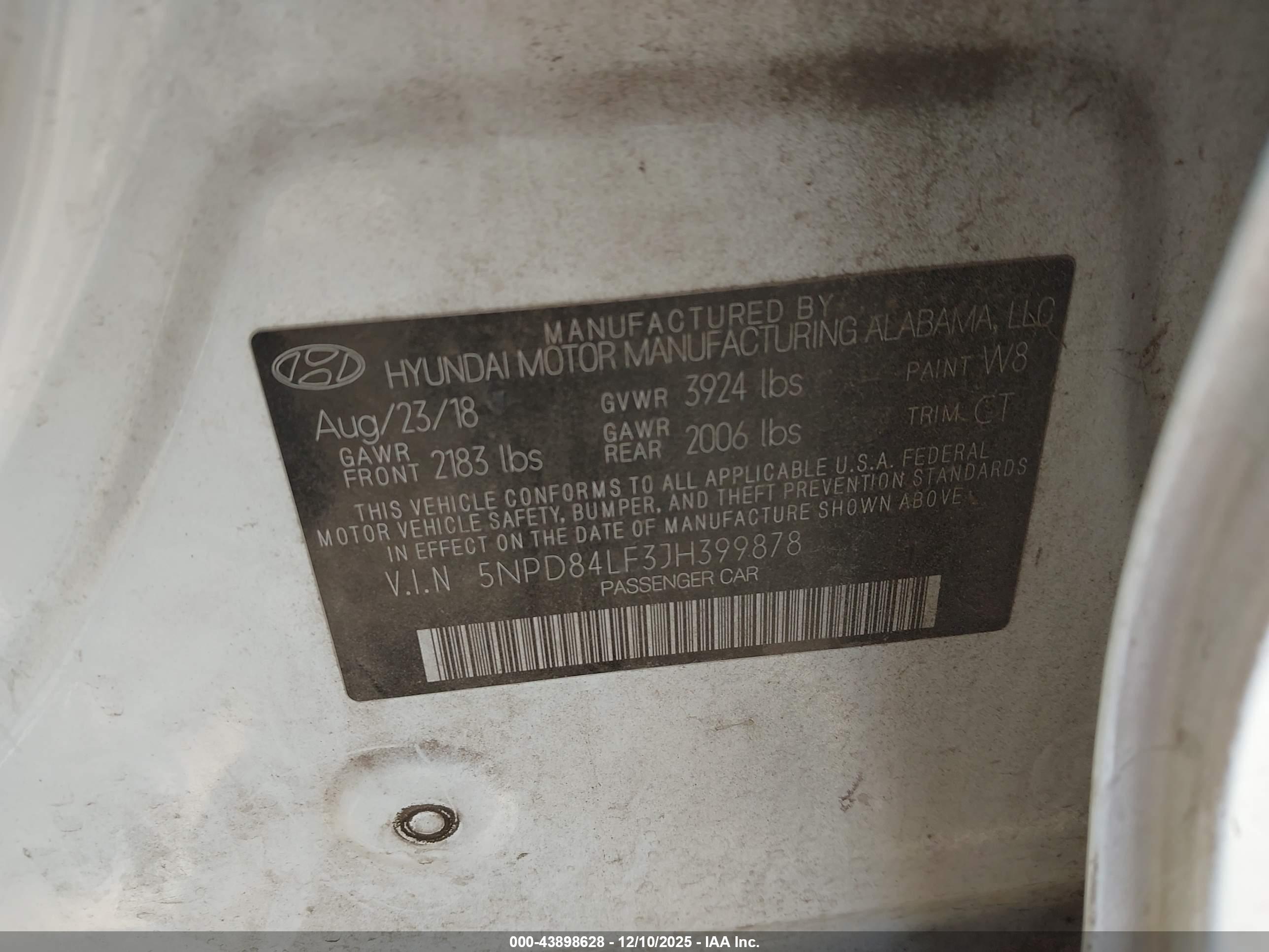 HYUNDAI ELANTRA image 9