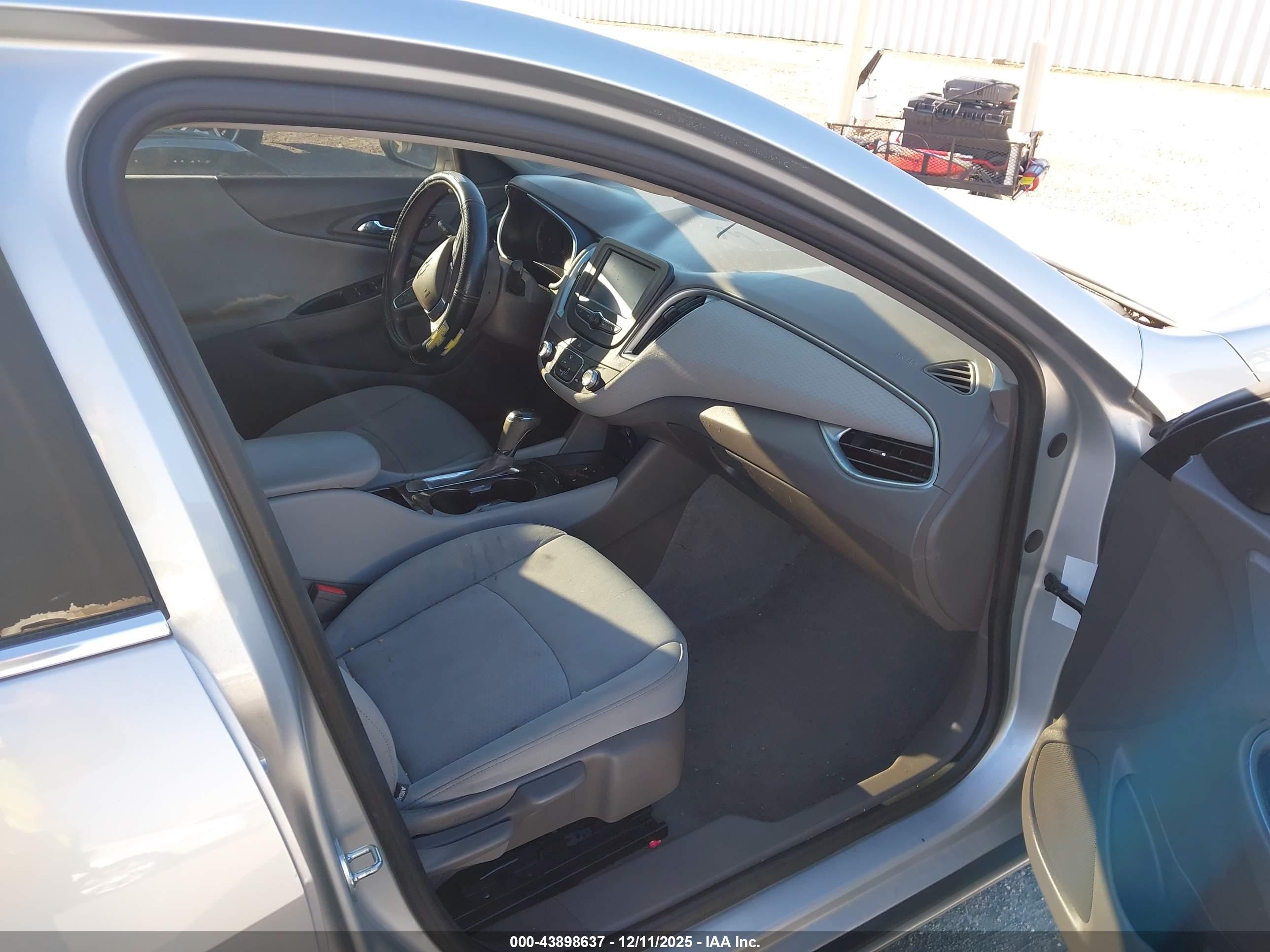 CHEVROLET MALIBU image 5