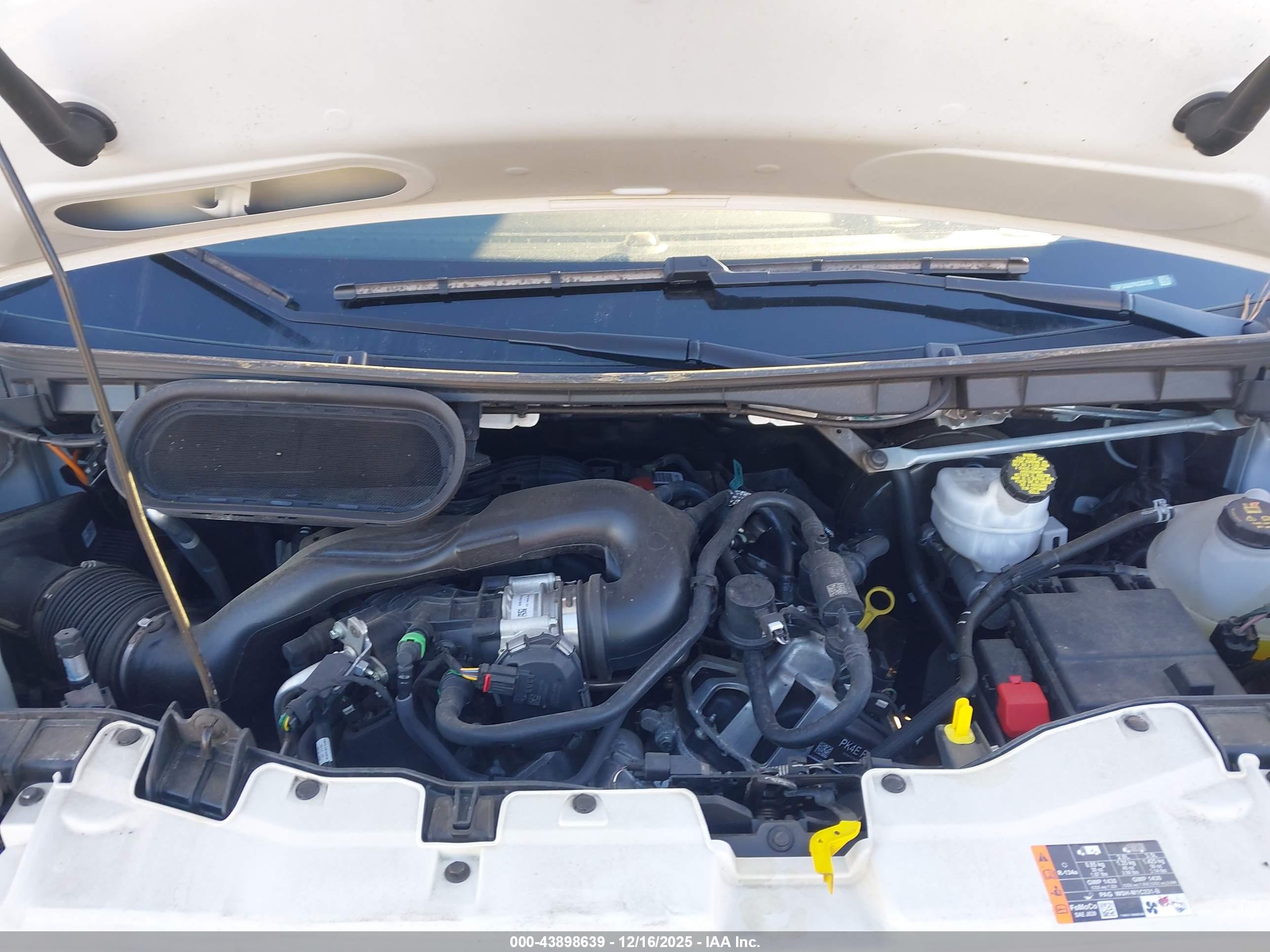 FORD TRANSIT-350 image 10