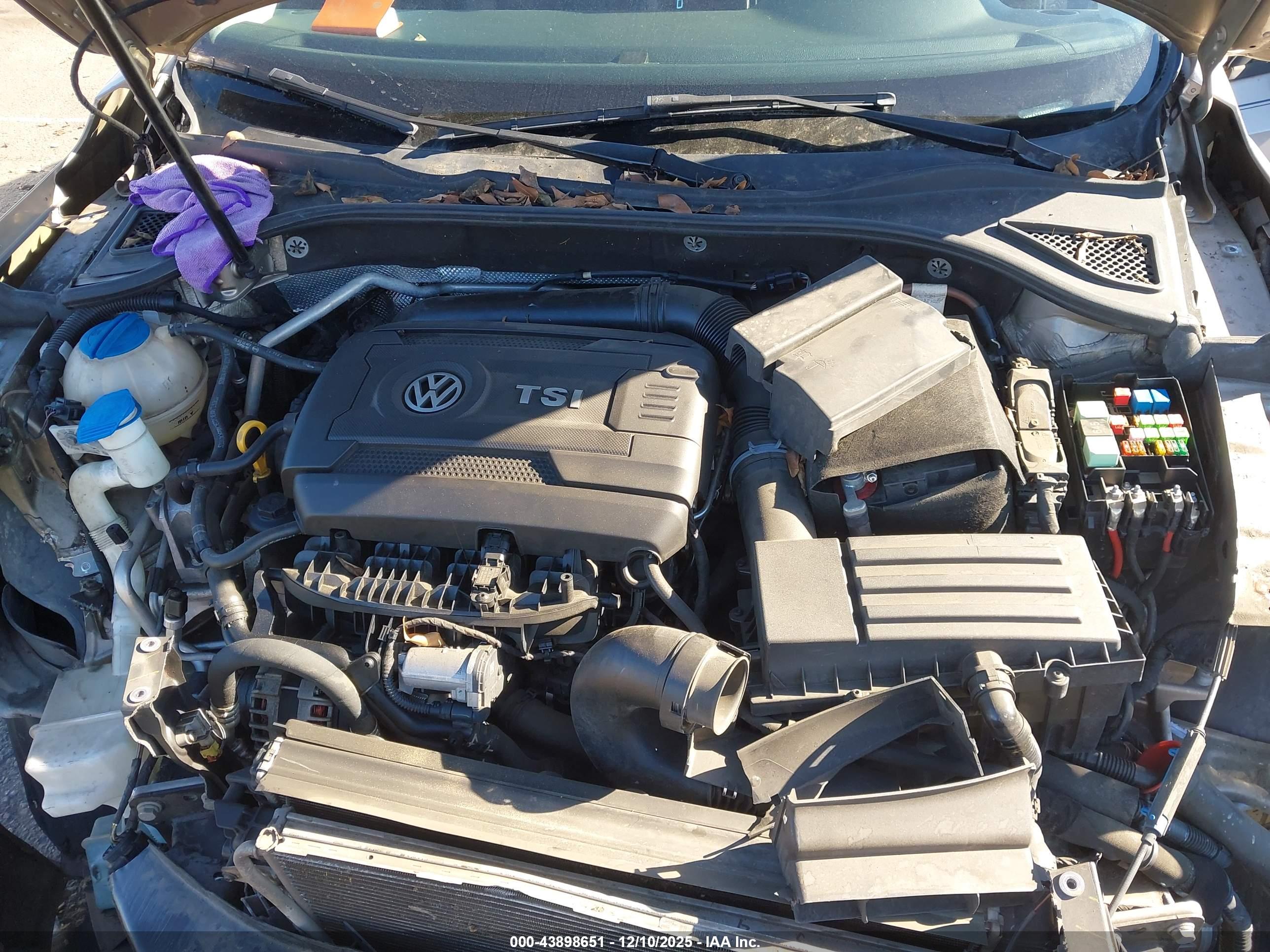 VOLKSWAGEN PASSAT image 10
