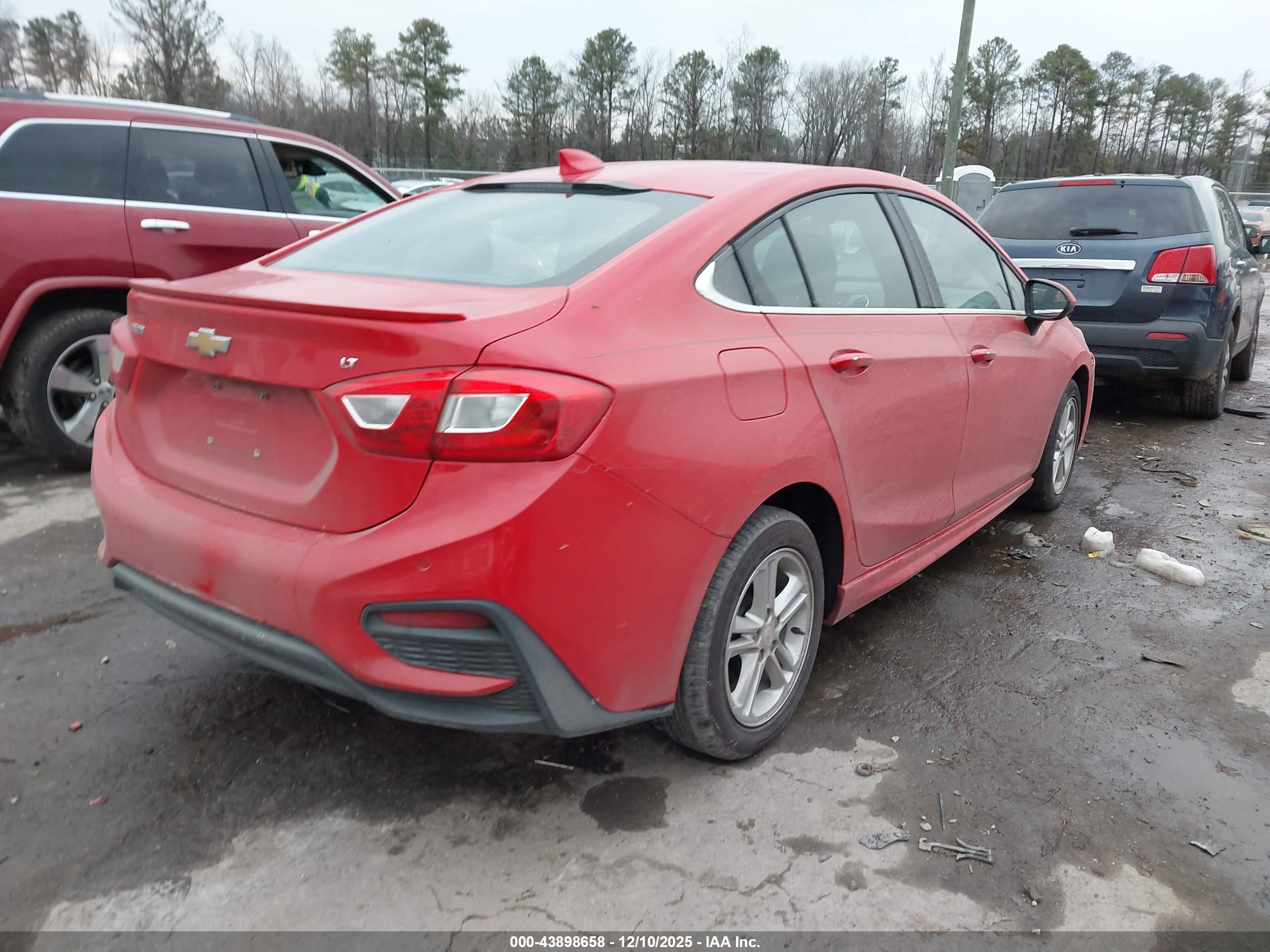 CHEVROLET CRUZE image 4