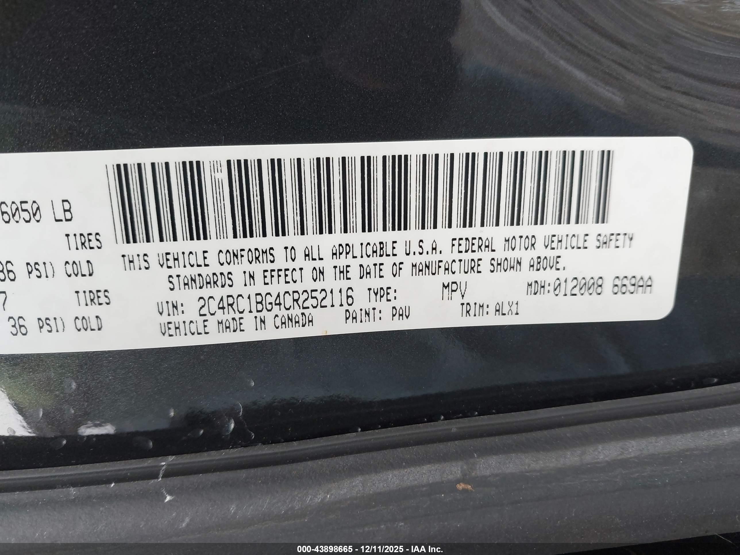 CHRYSLER TOWN image 9