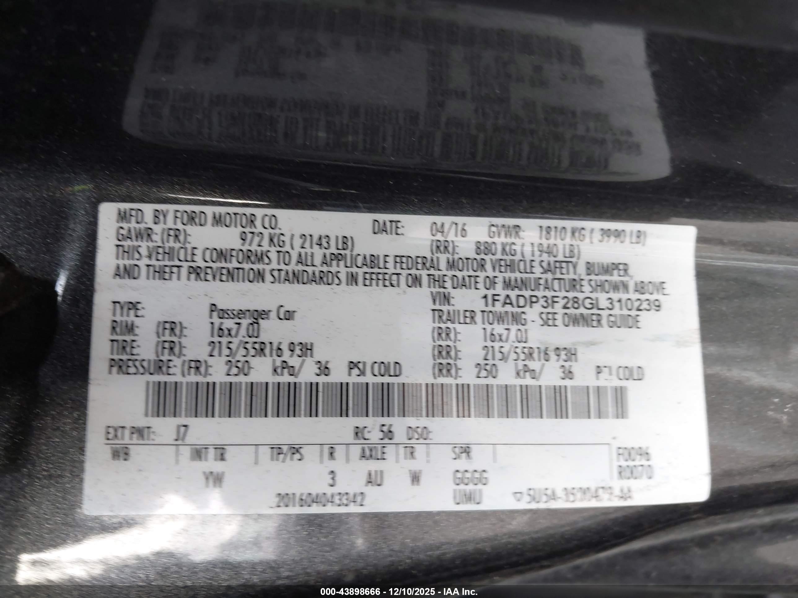 FORD FOCUS image 9