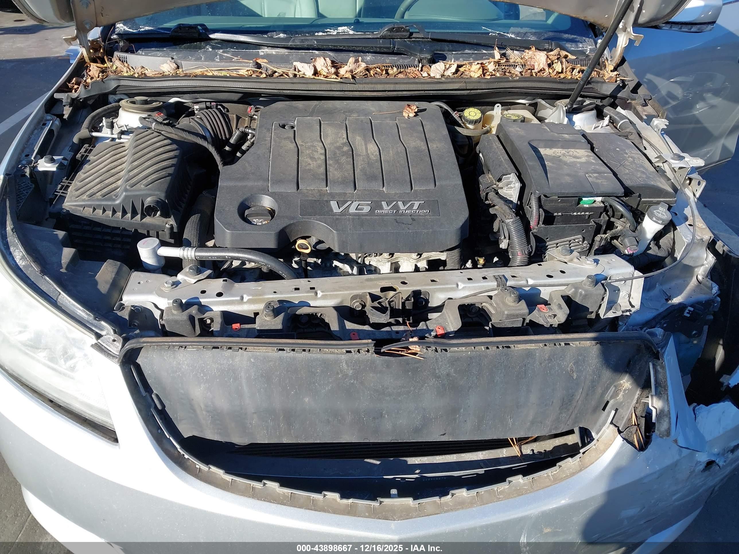 BUICK LACROSSE image 10