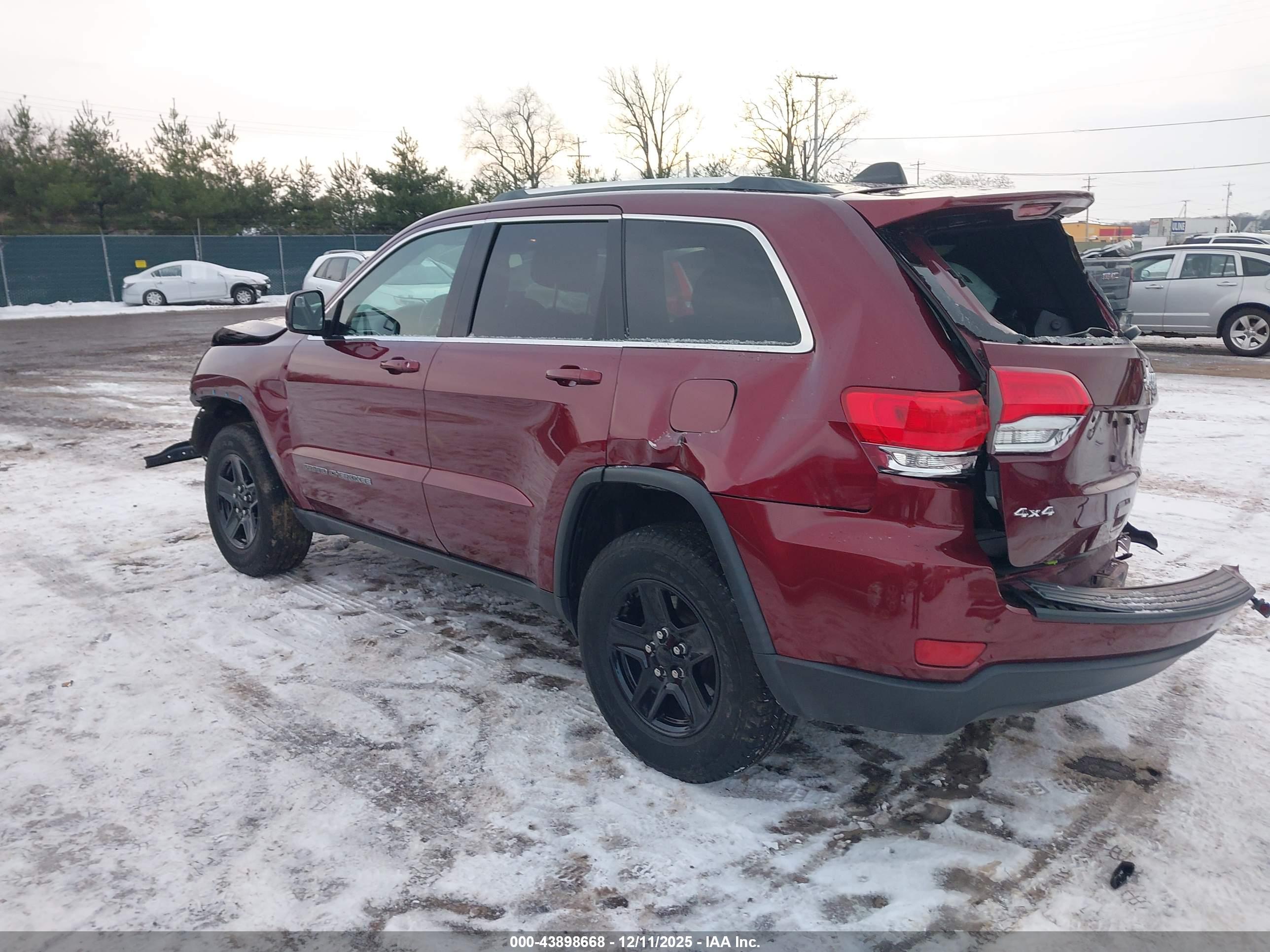 JEEP GRAND image 3