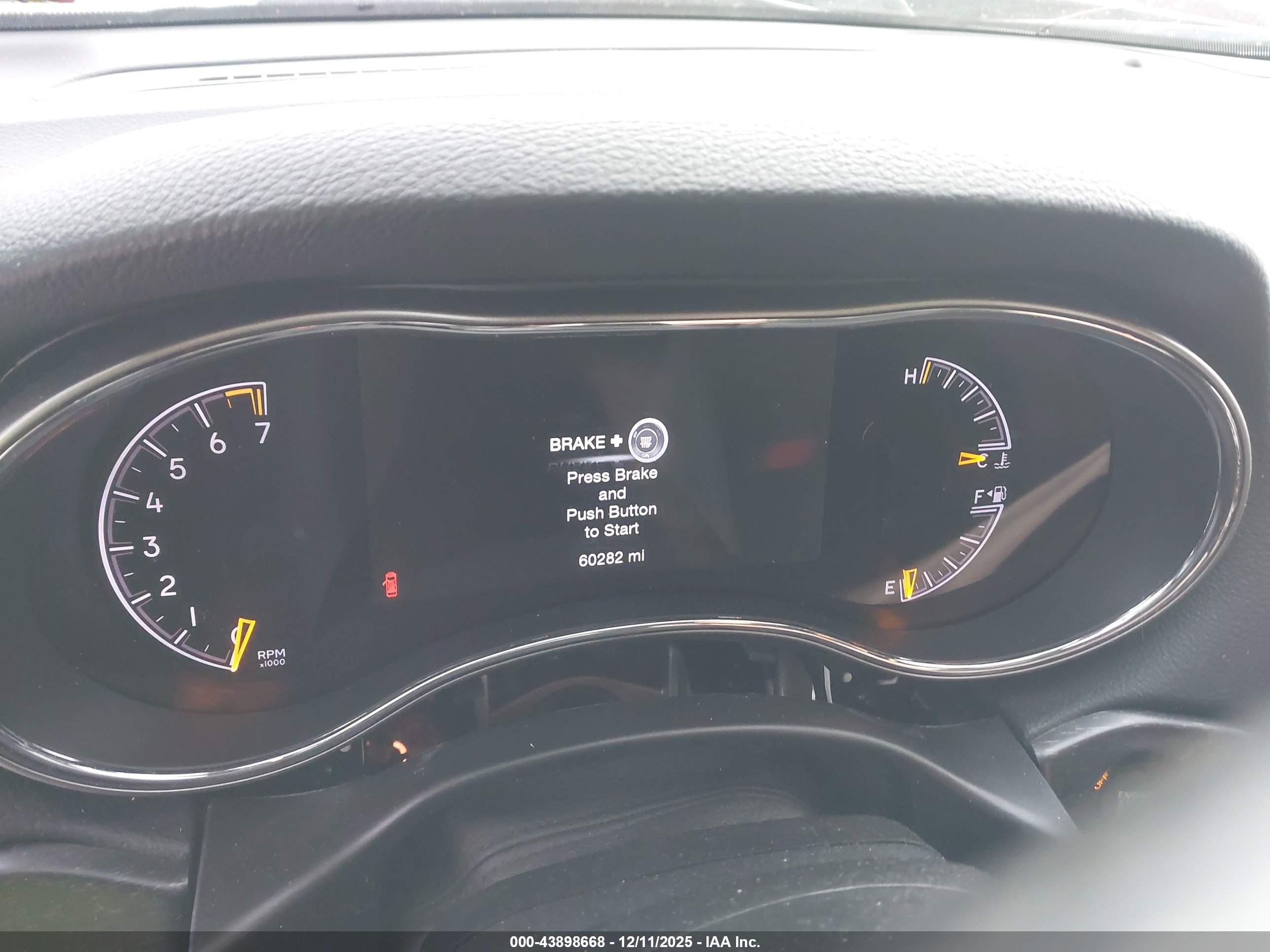 JEEP GRAND image 7