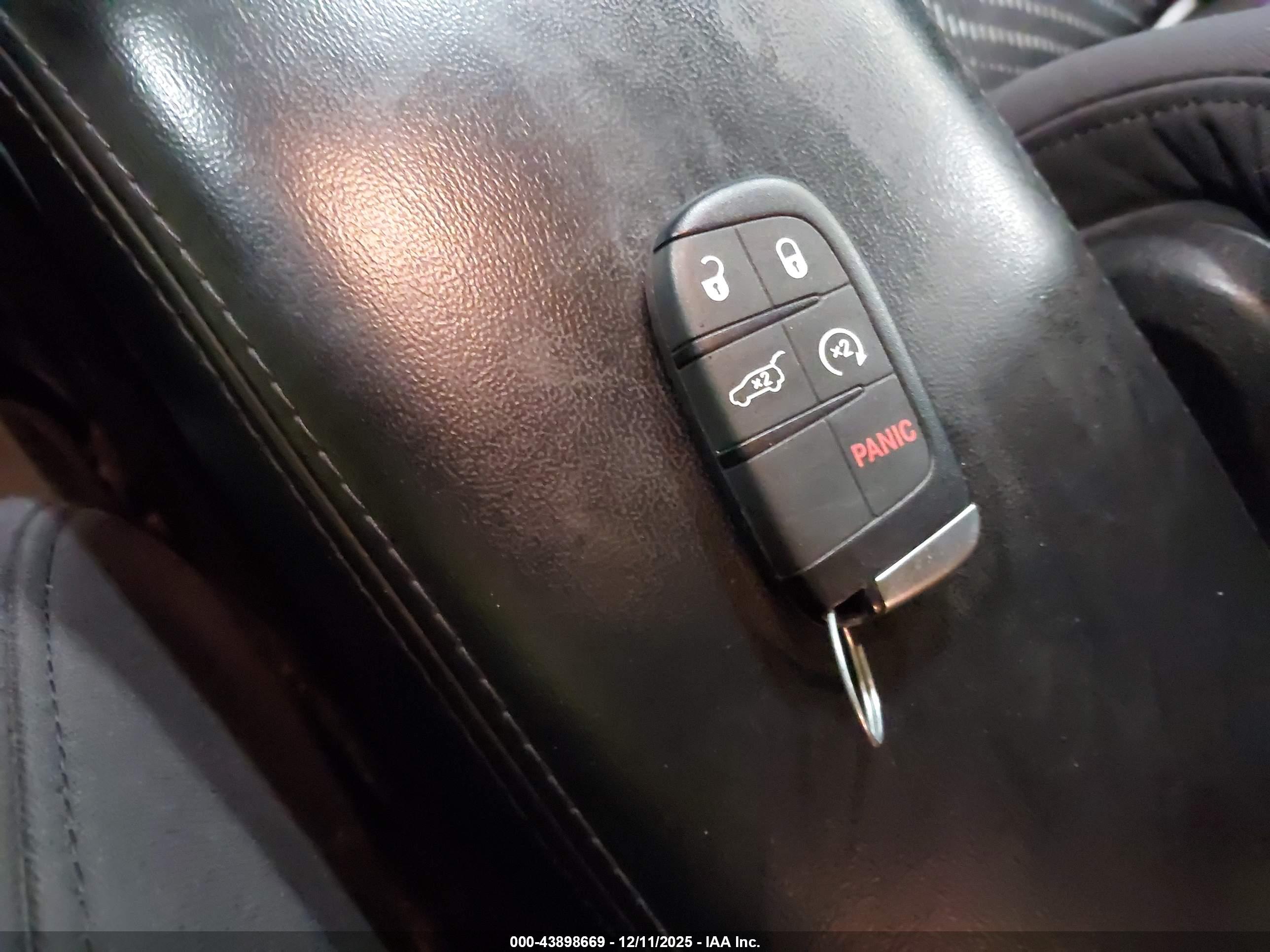 DODGE JOURNEY image 11