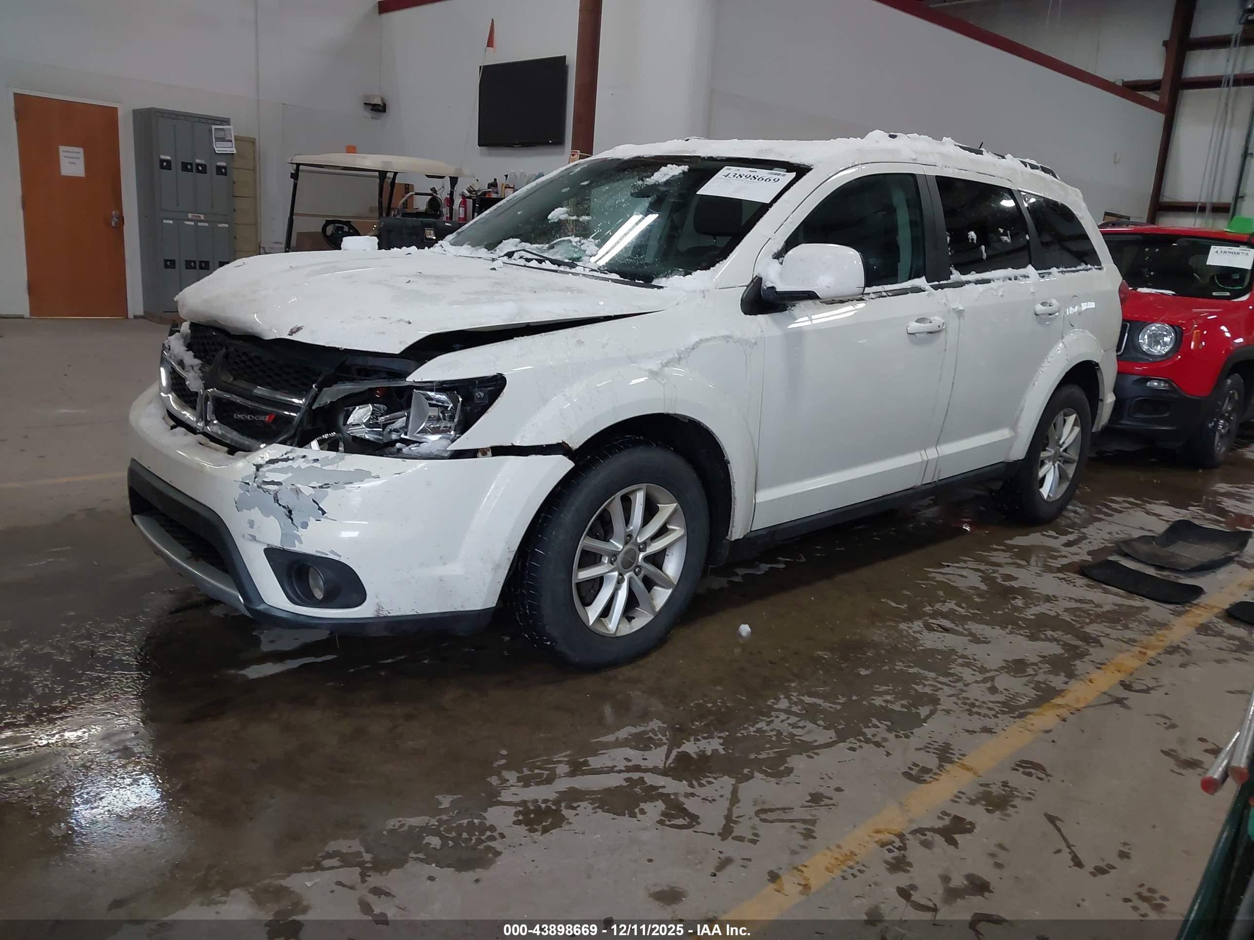 DODGE JOURNEY image 2