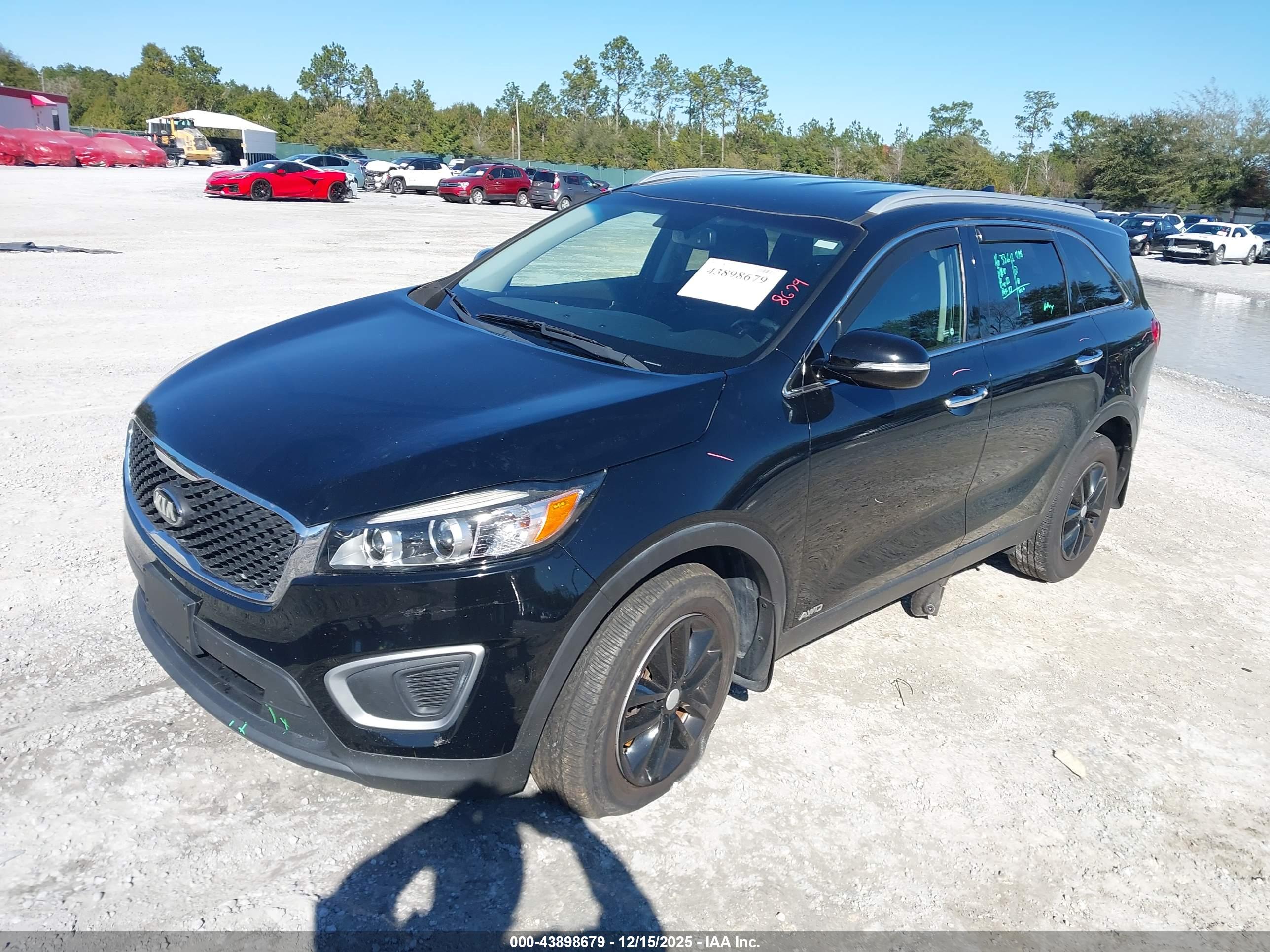 KIA SORENTO image 2