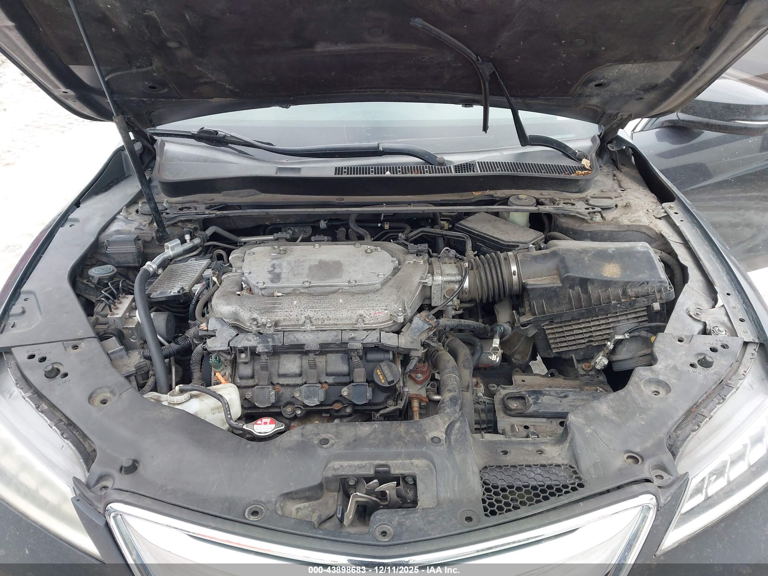 ACURA TLX image 10