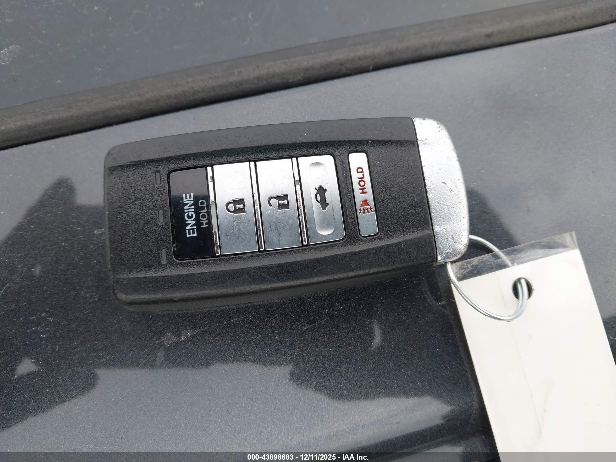 ACURA TLX image 11