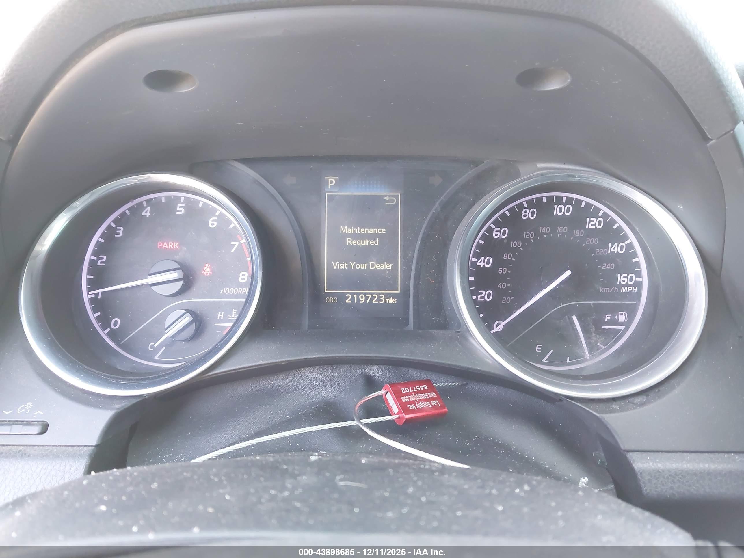 TOYOTA CAMRY image 7